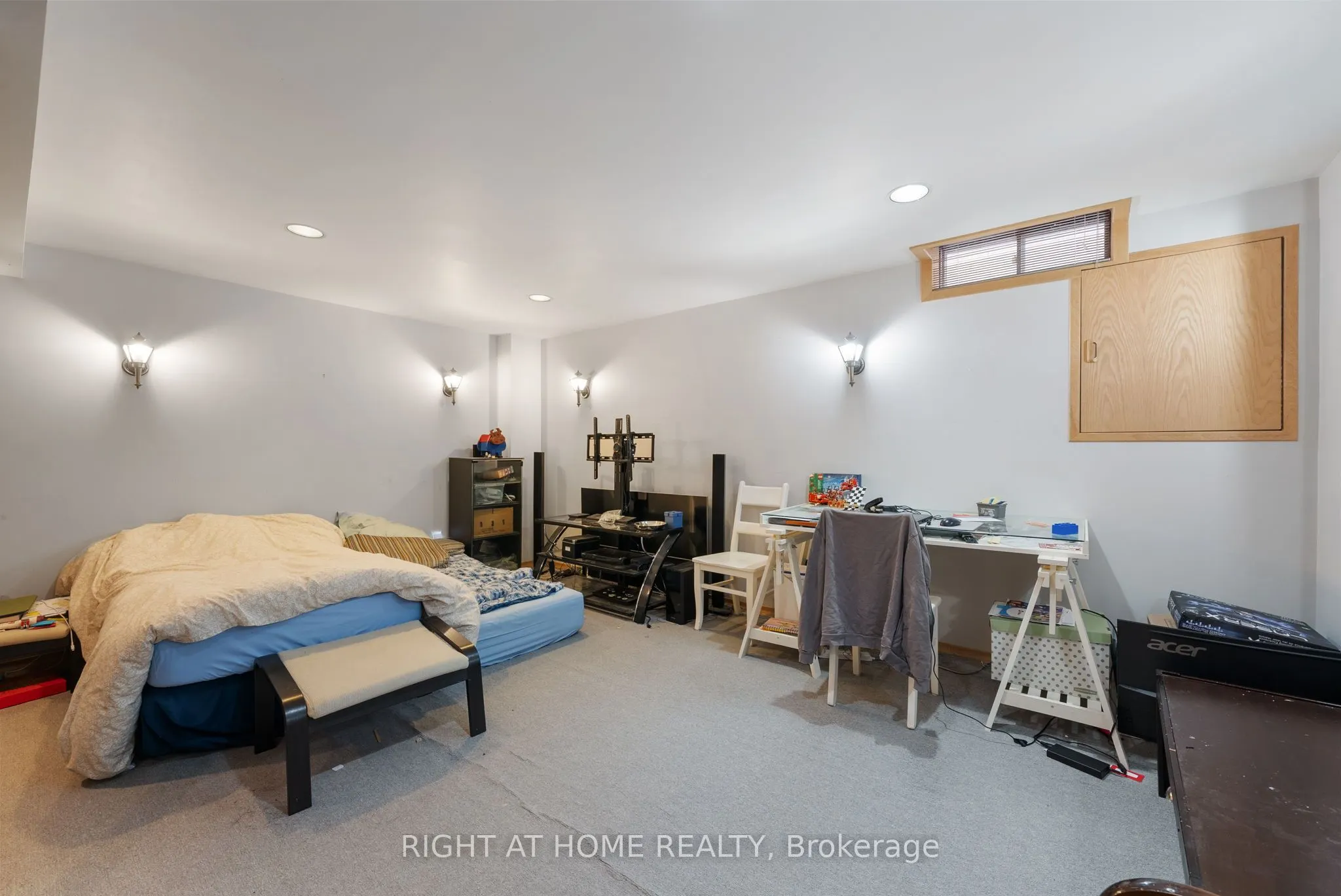 5676 Brightpool Crescent