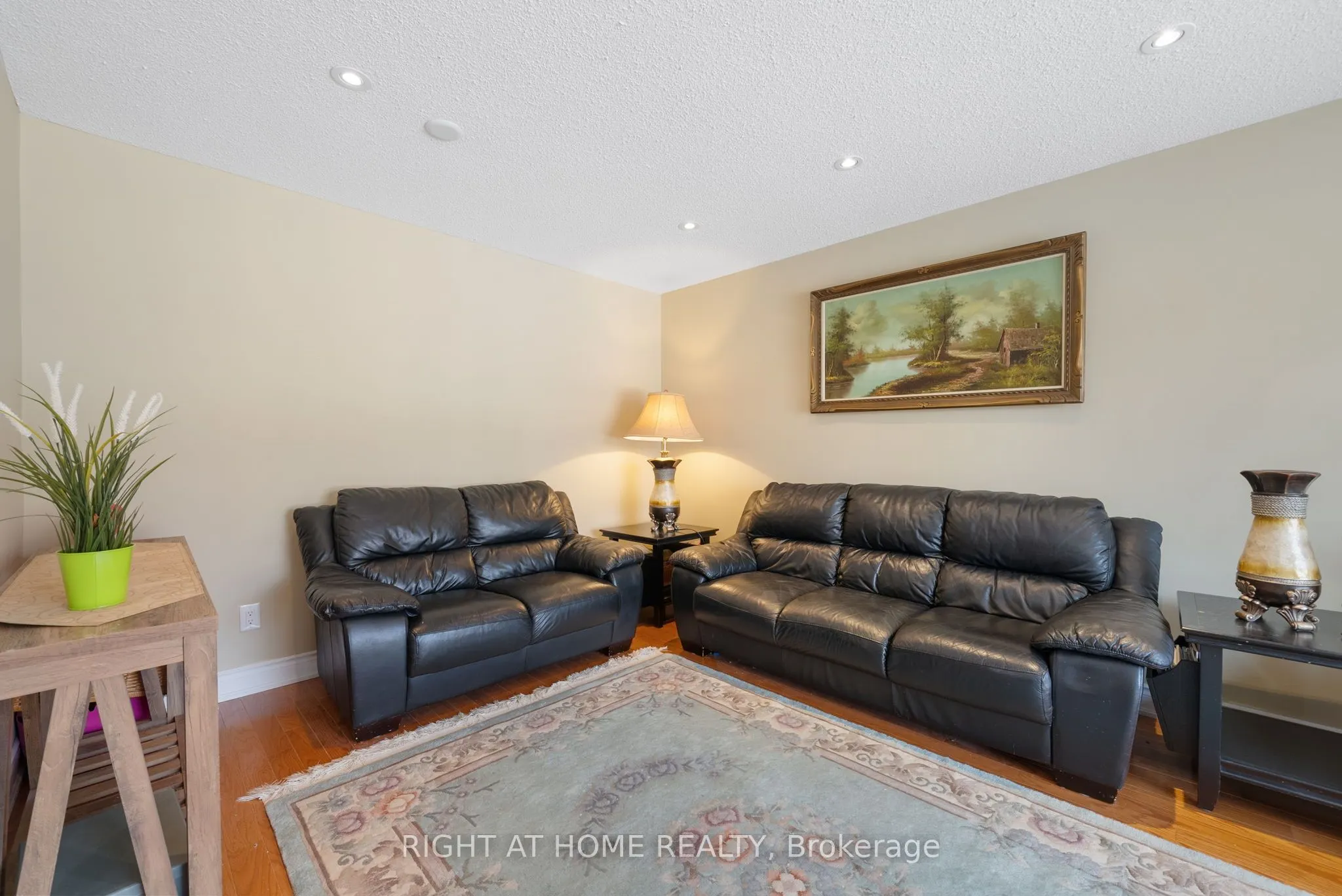 5676 Brightpool Crescent