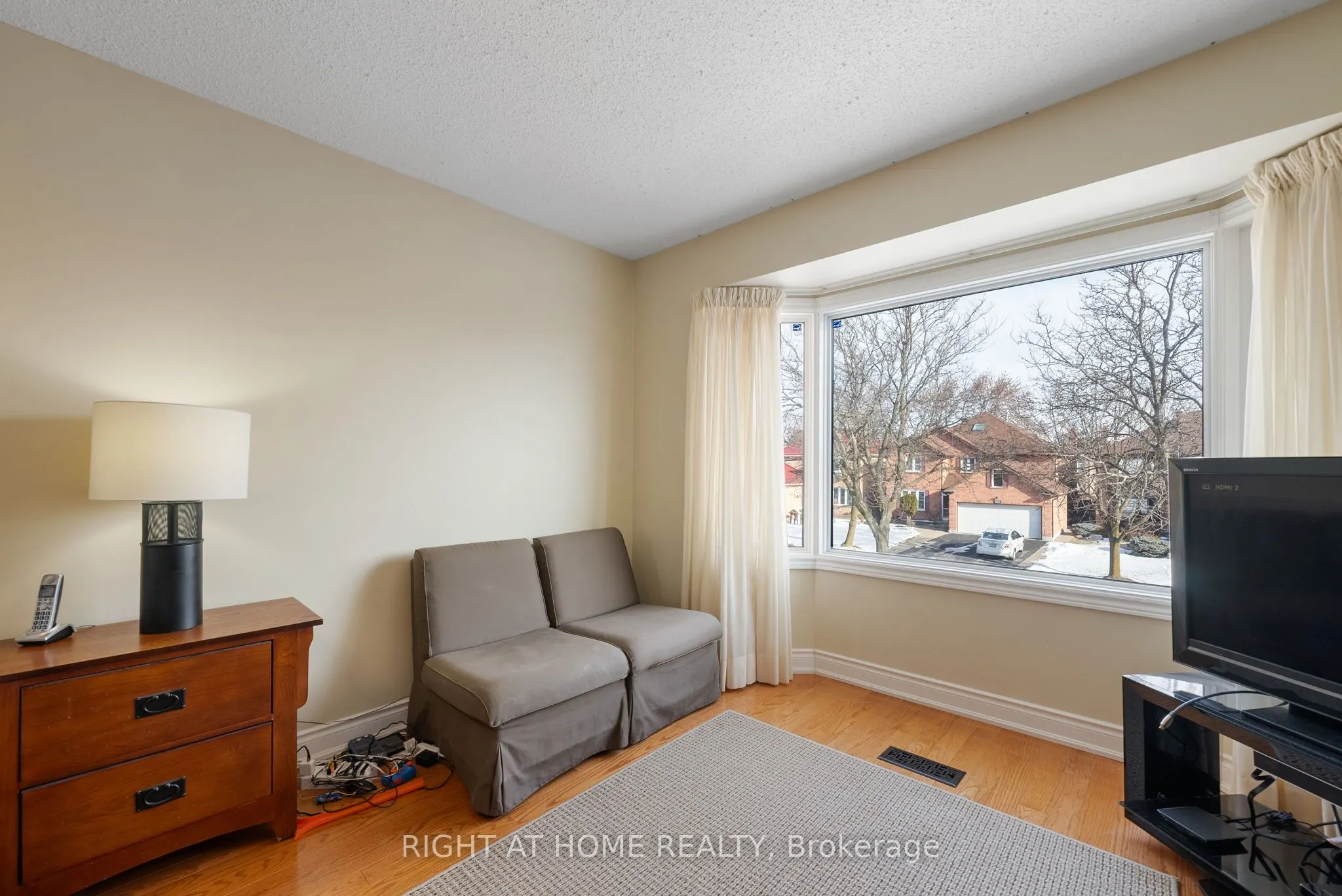 5676 Brightpool Crescent
