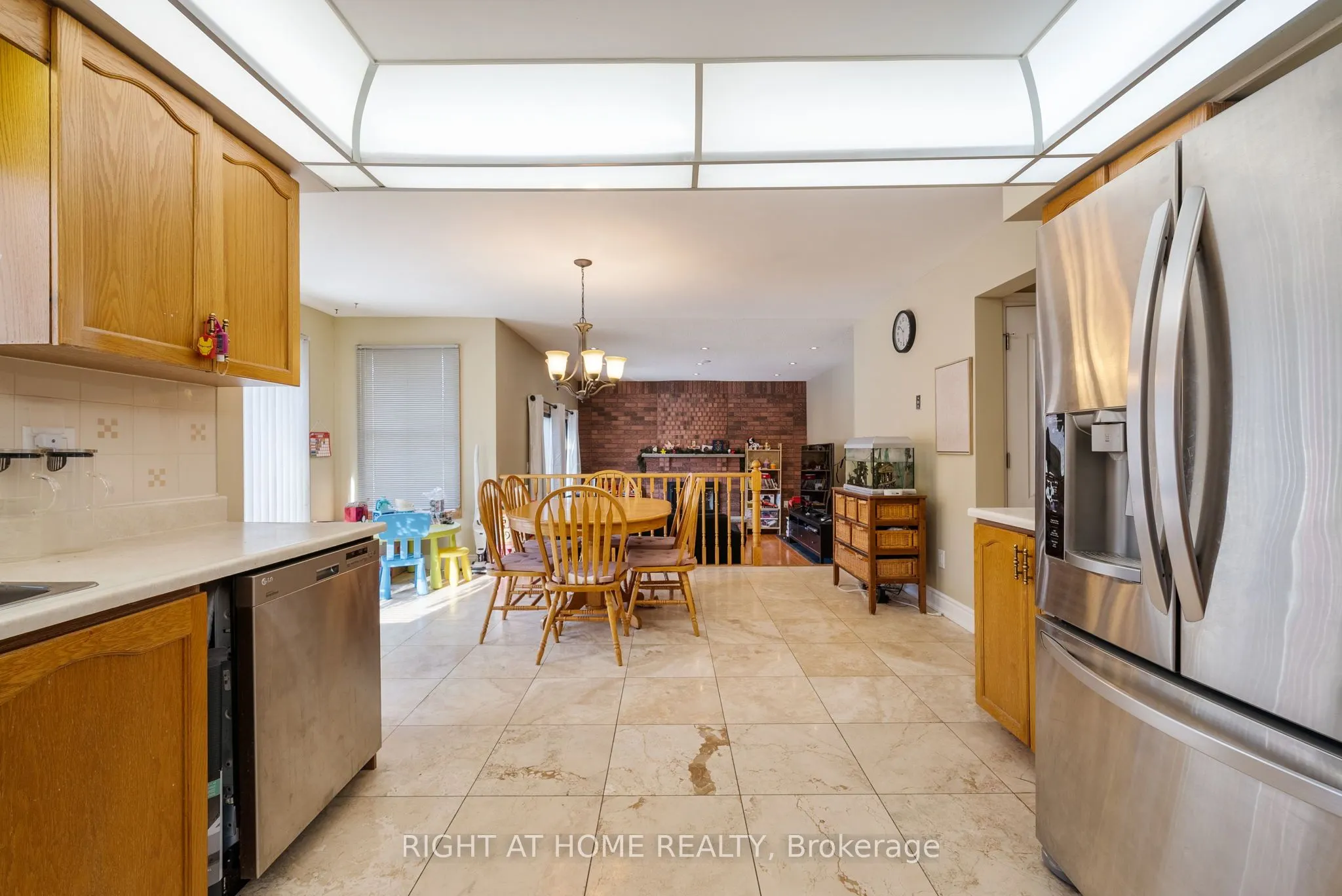 5676 Brightpool Crescent