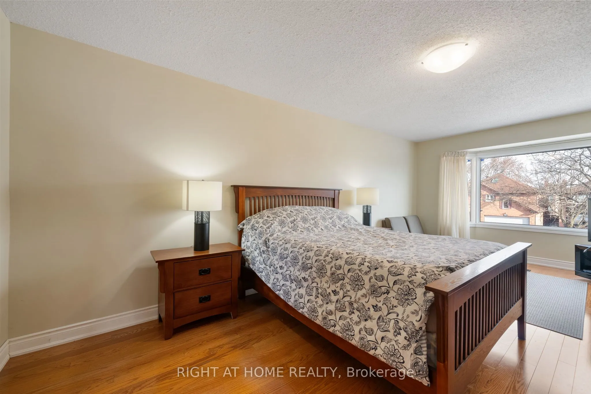 5676 Brightpool Crescent