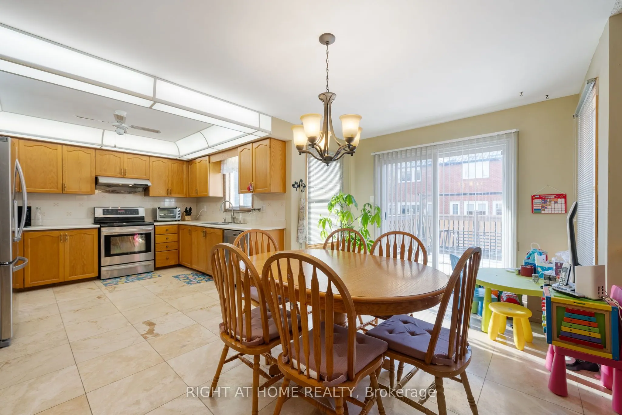 5676 Brightpool Crescent