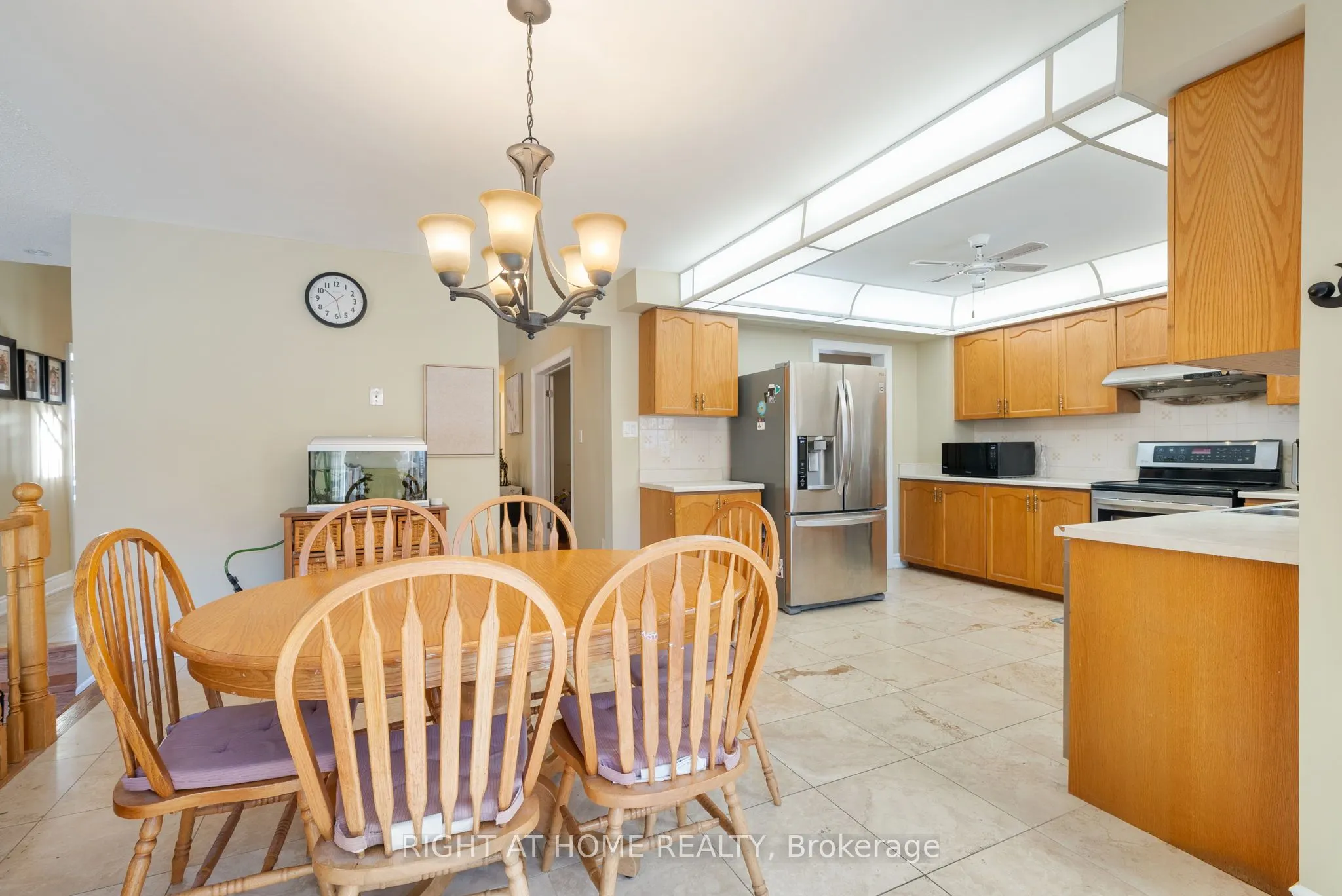 5676 Brightpool Crescent