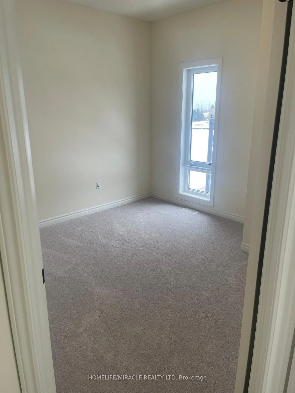 12 Nelles Way