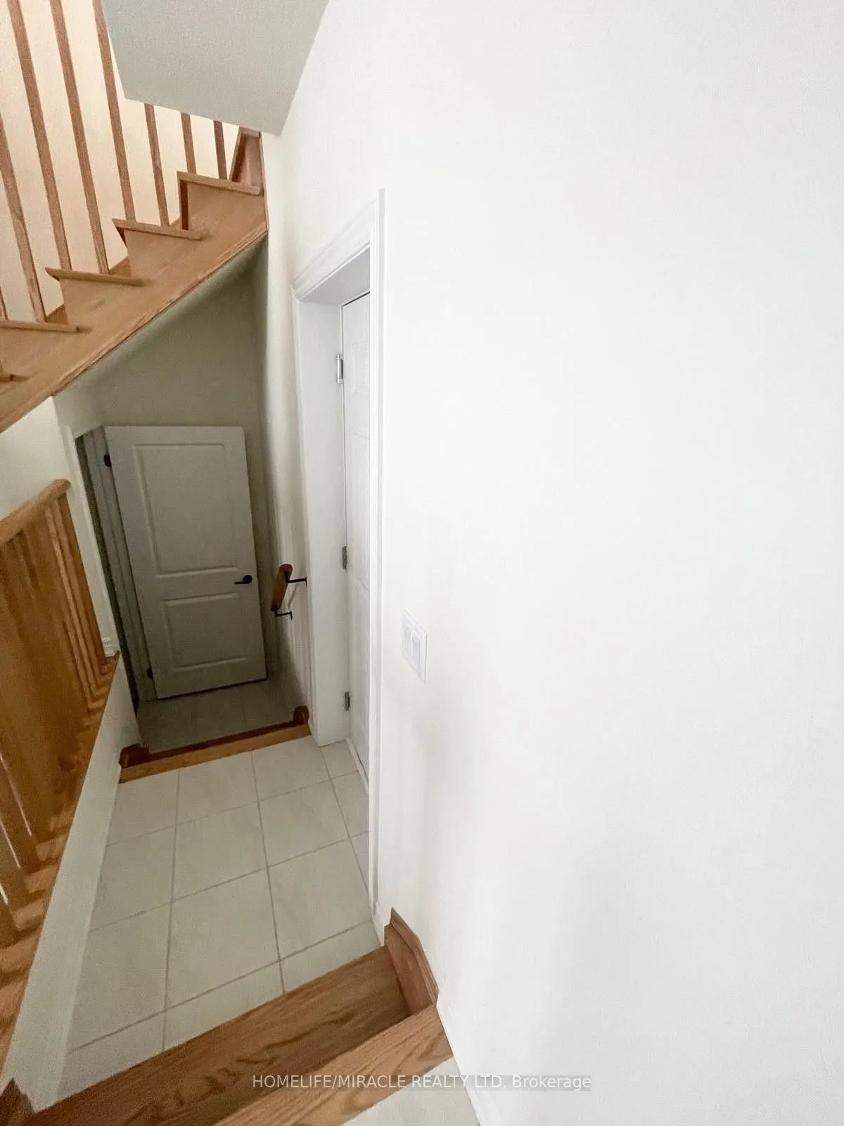 12 Nelles Way