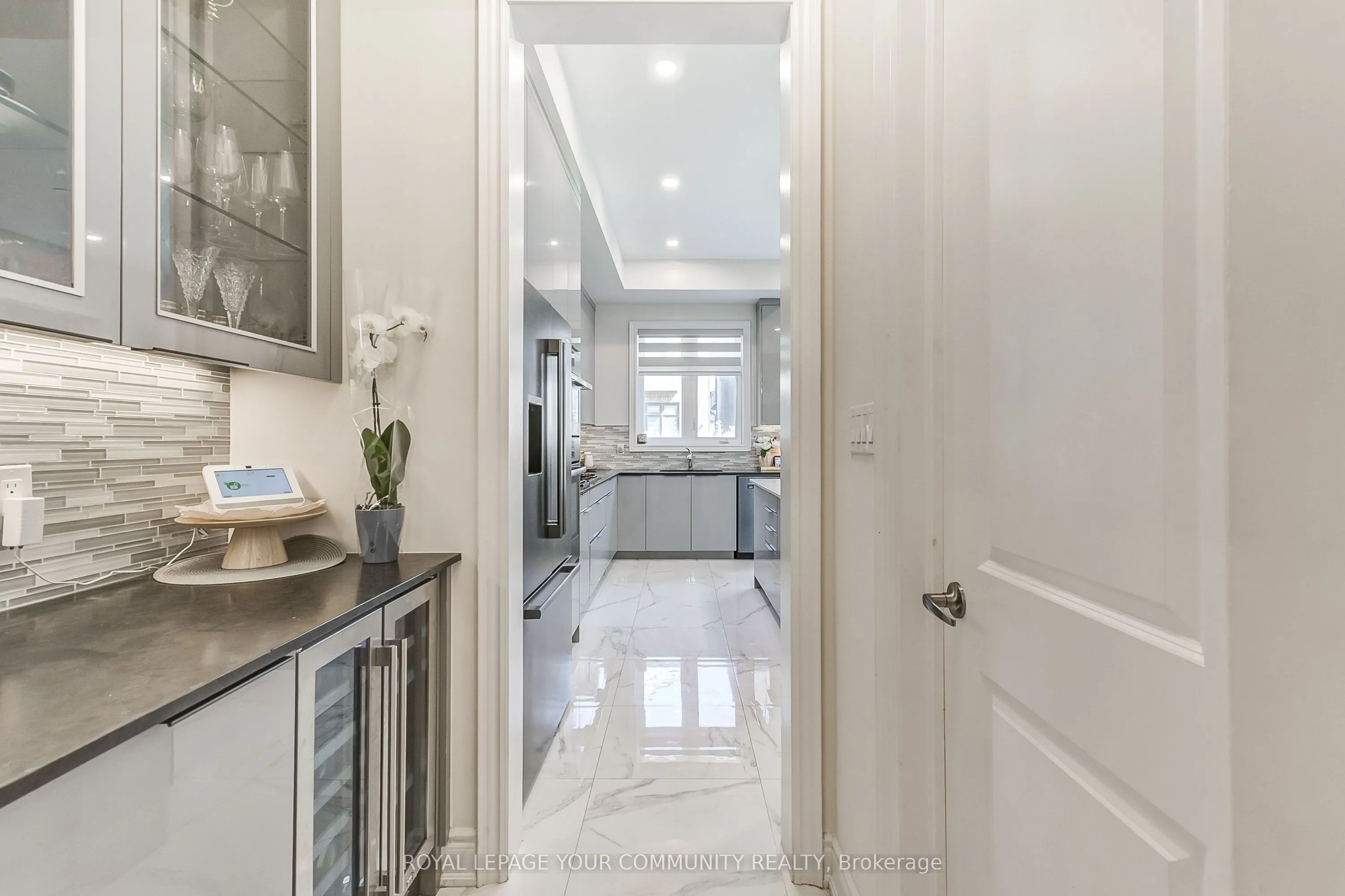 30 Marvin Avenue