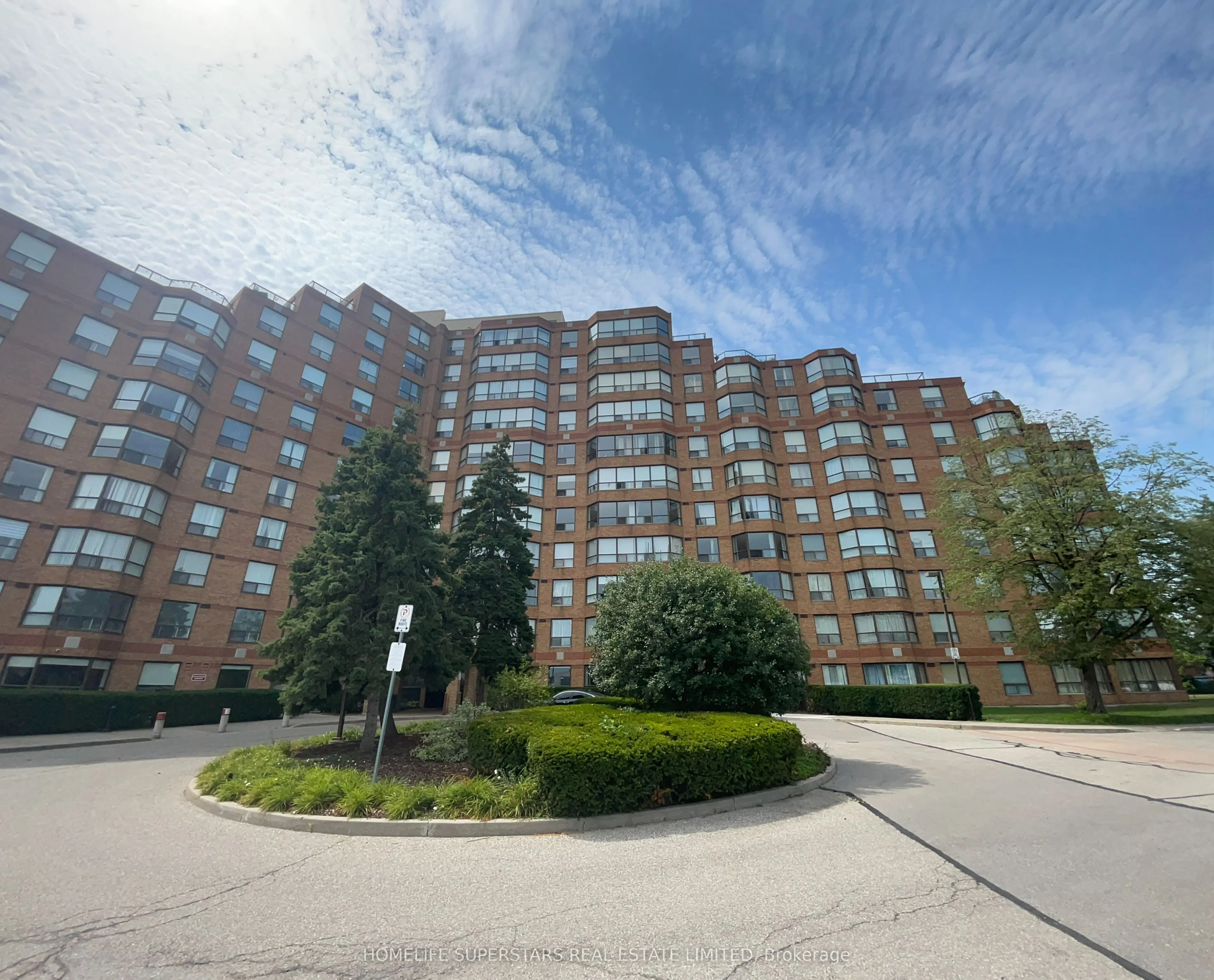 6 Humberline Drive, #110