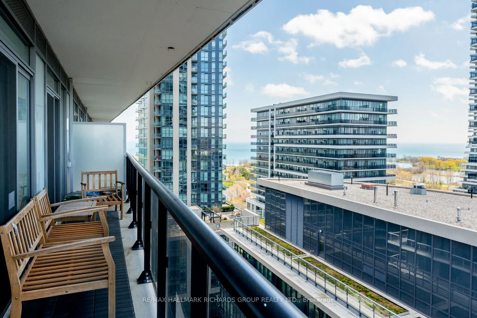 56 Annie Craig Drive, #1407