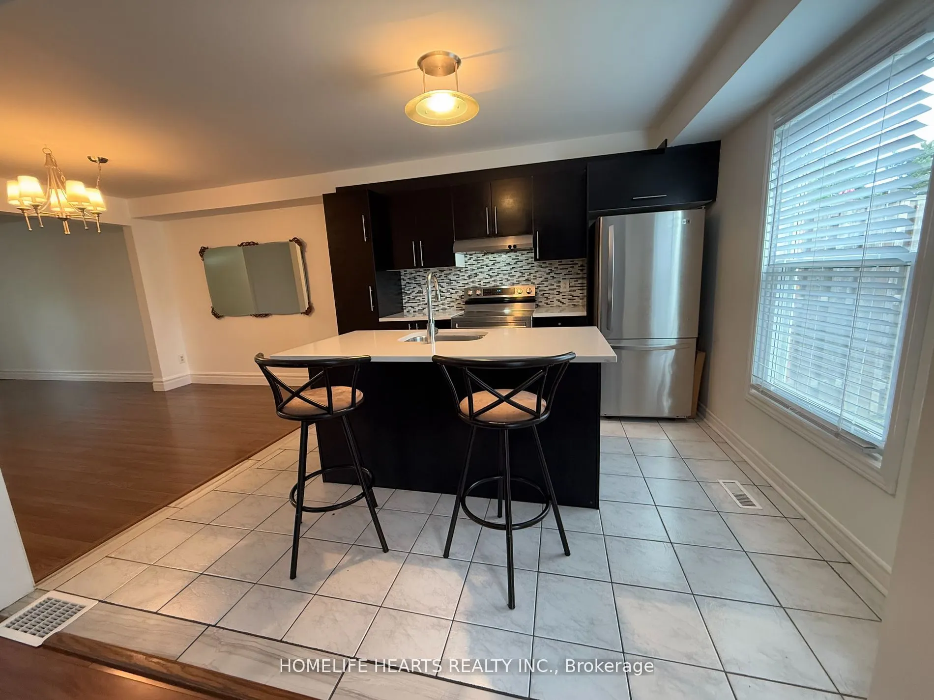 2710 Los Palmas Court