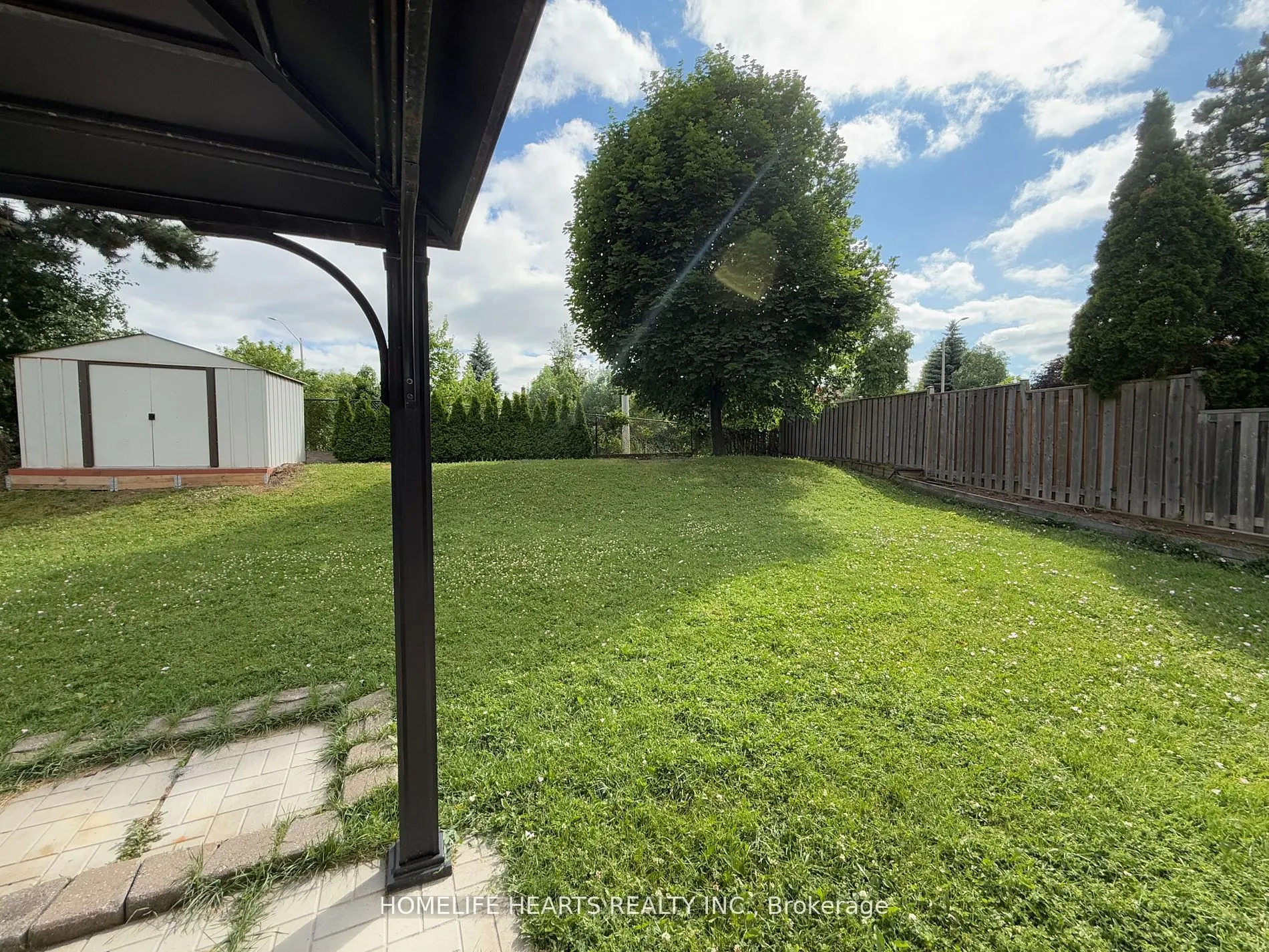2710 Los Palmas Court