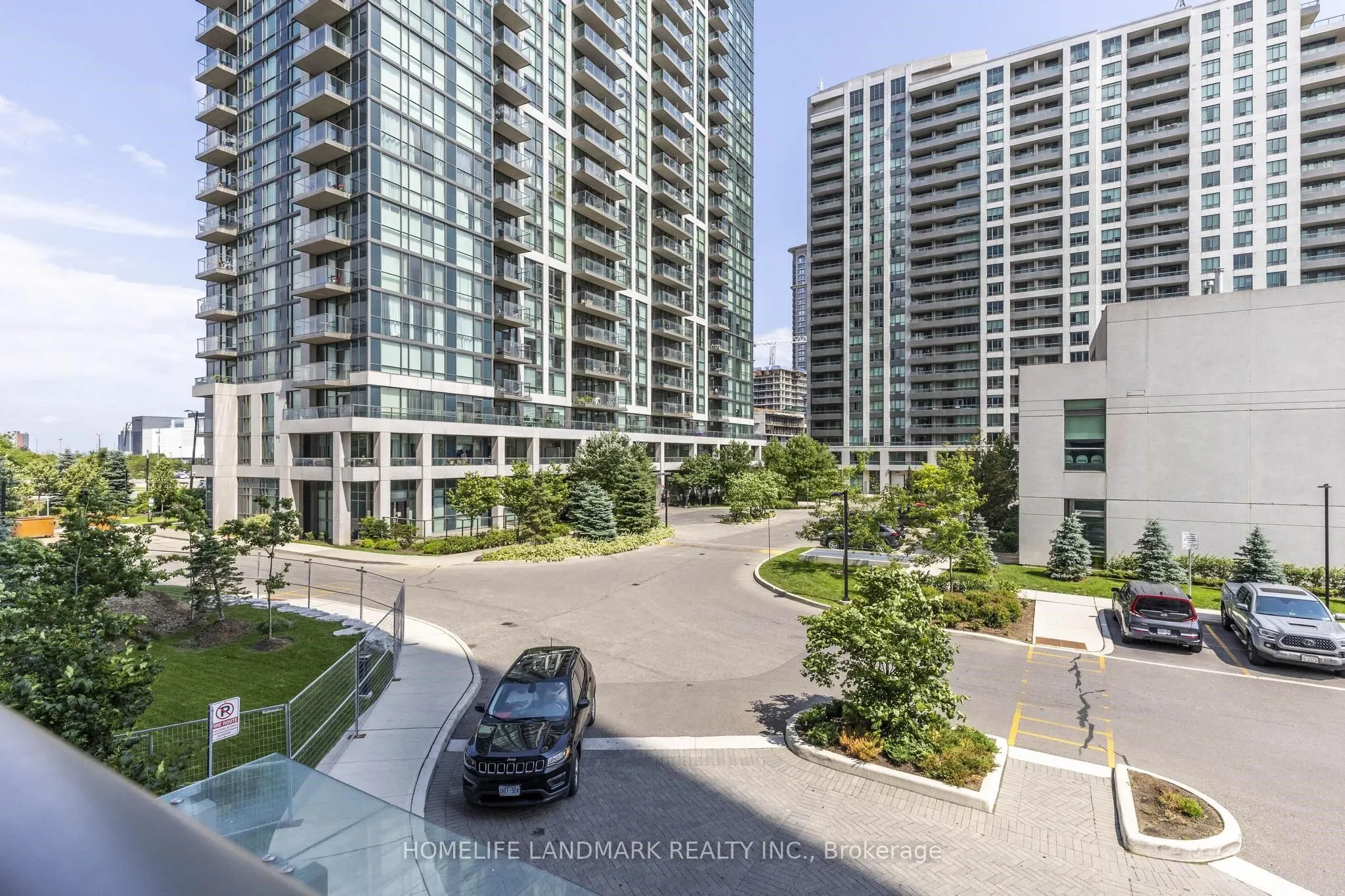 349 Rathburn Road W, #210