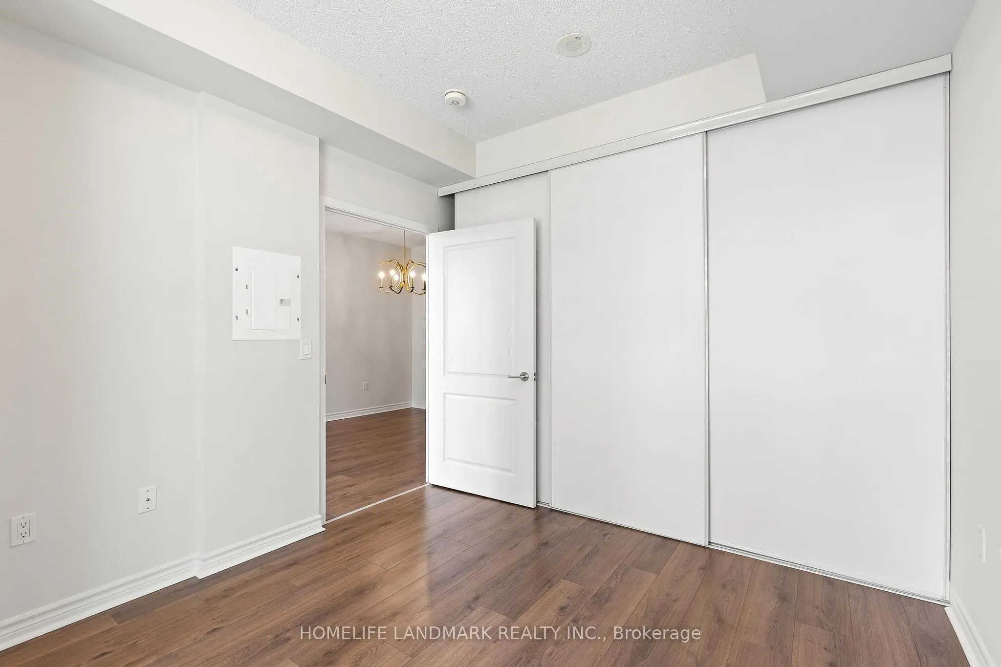 349 Rathburn Road W, #210