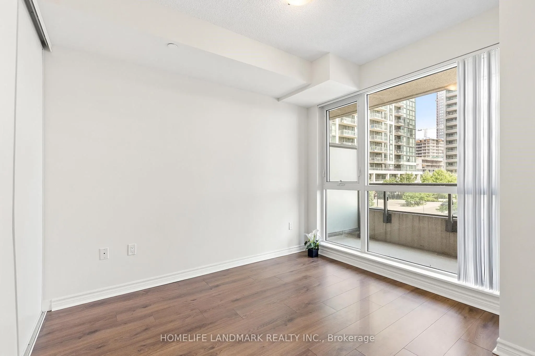 349 Rathburn Road W, #210