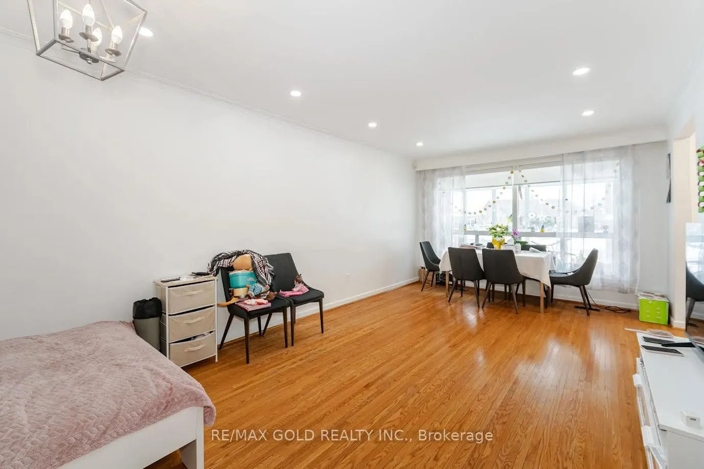 142 Wareside Road, #Main