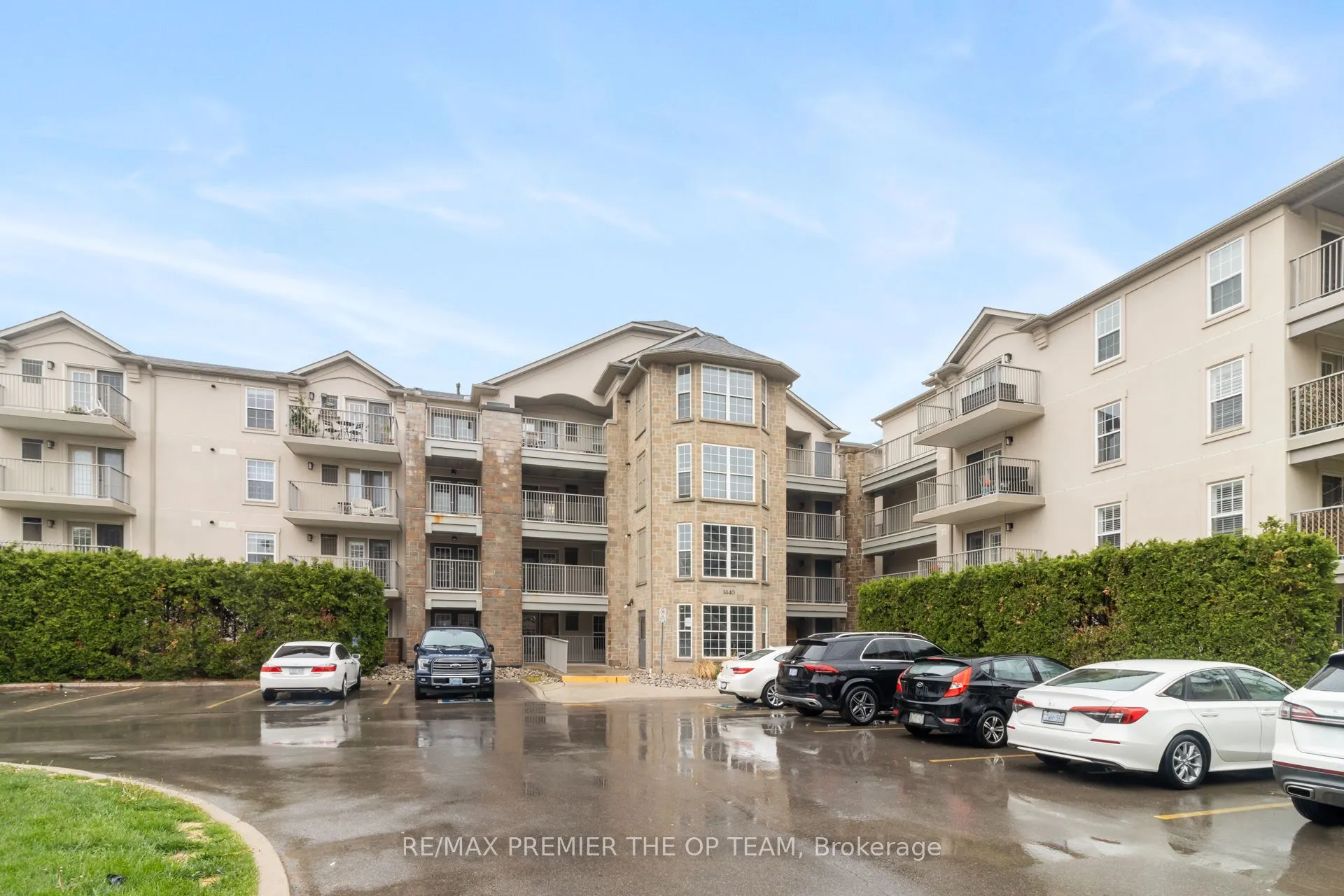 1440 Bishops Gate, #404
