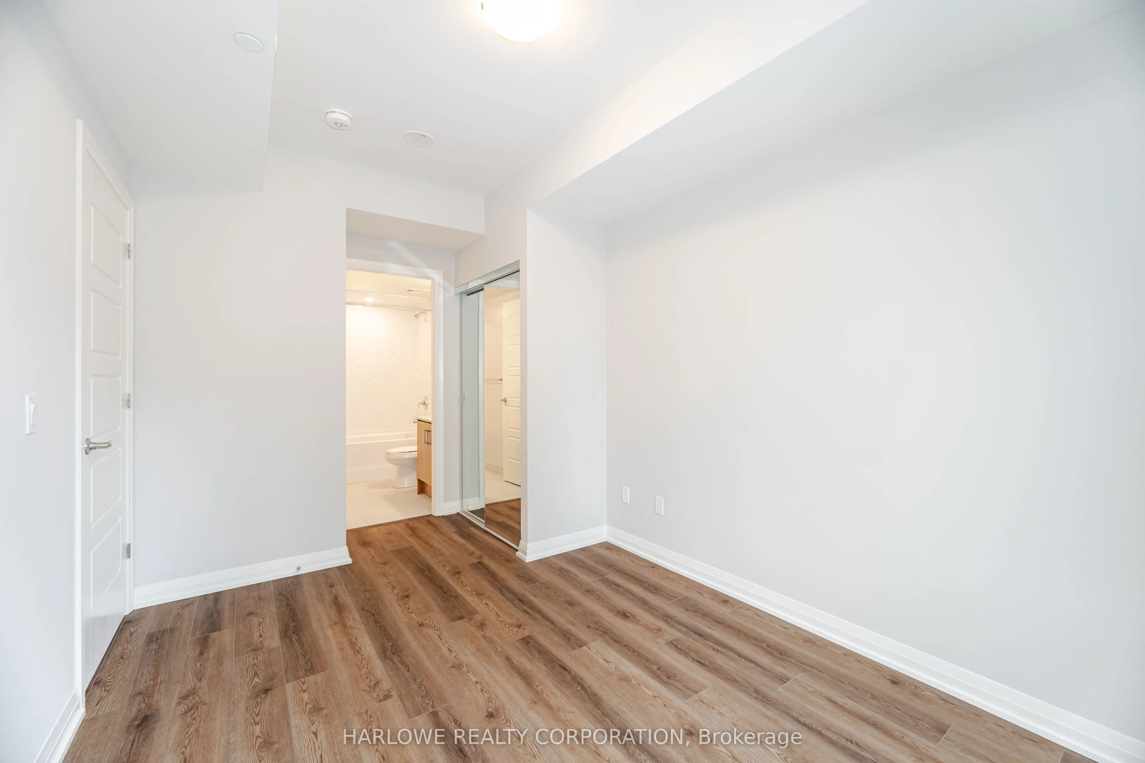 3006 William Cutmore Boulevard, #204