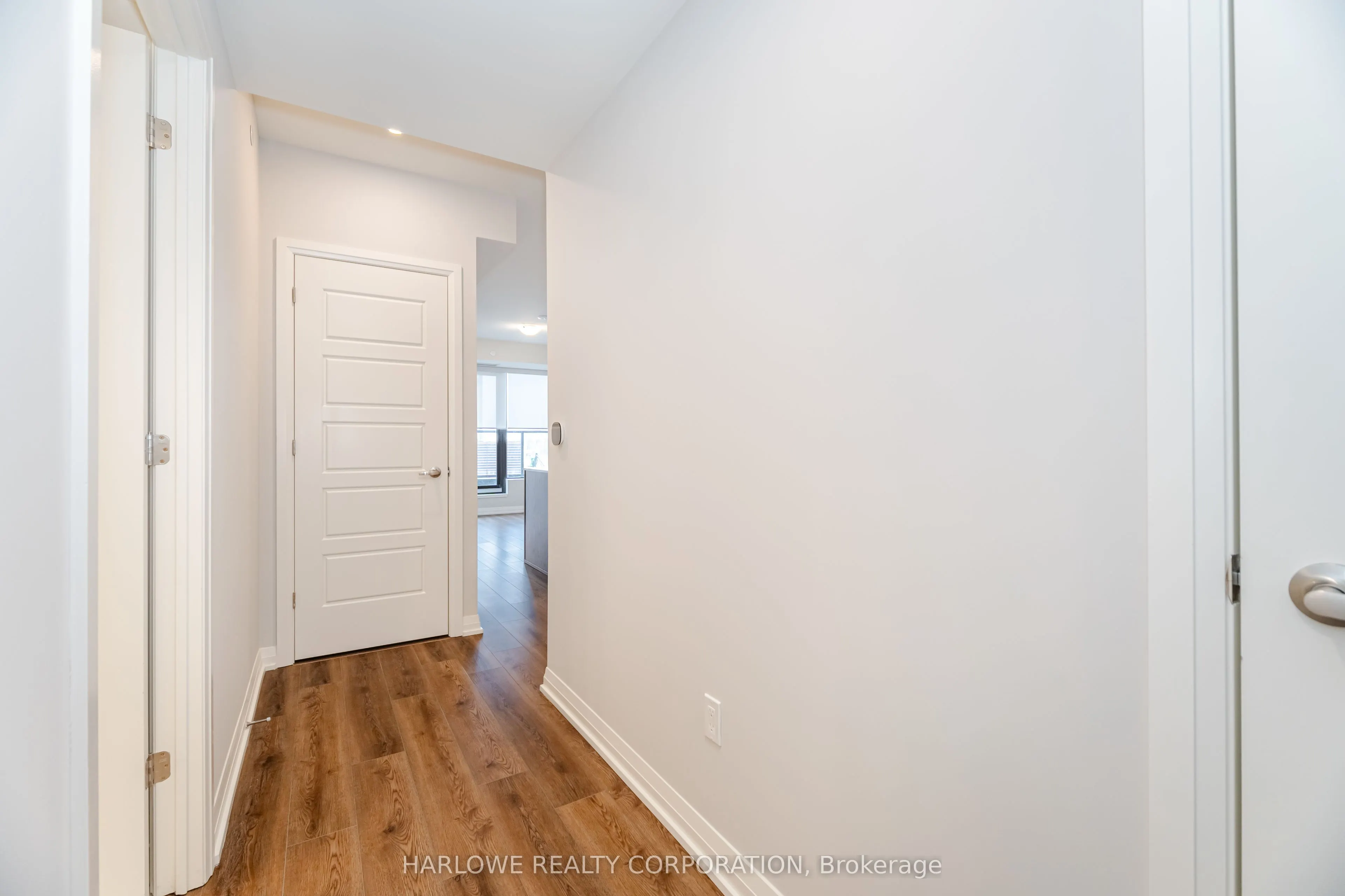 3006 William Cutmore Boulevard, #204