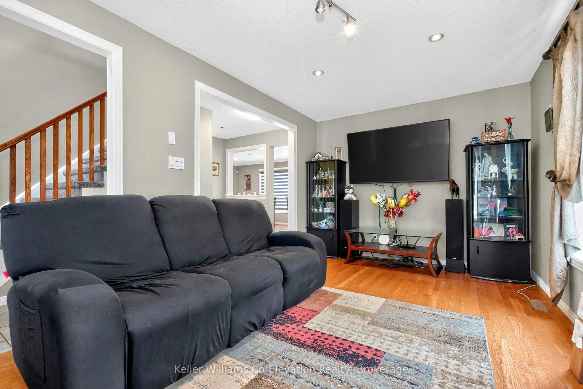 14 Graham Crescent