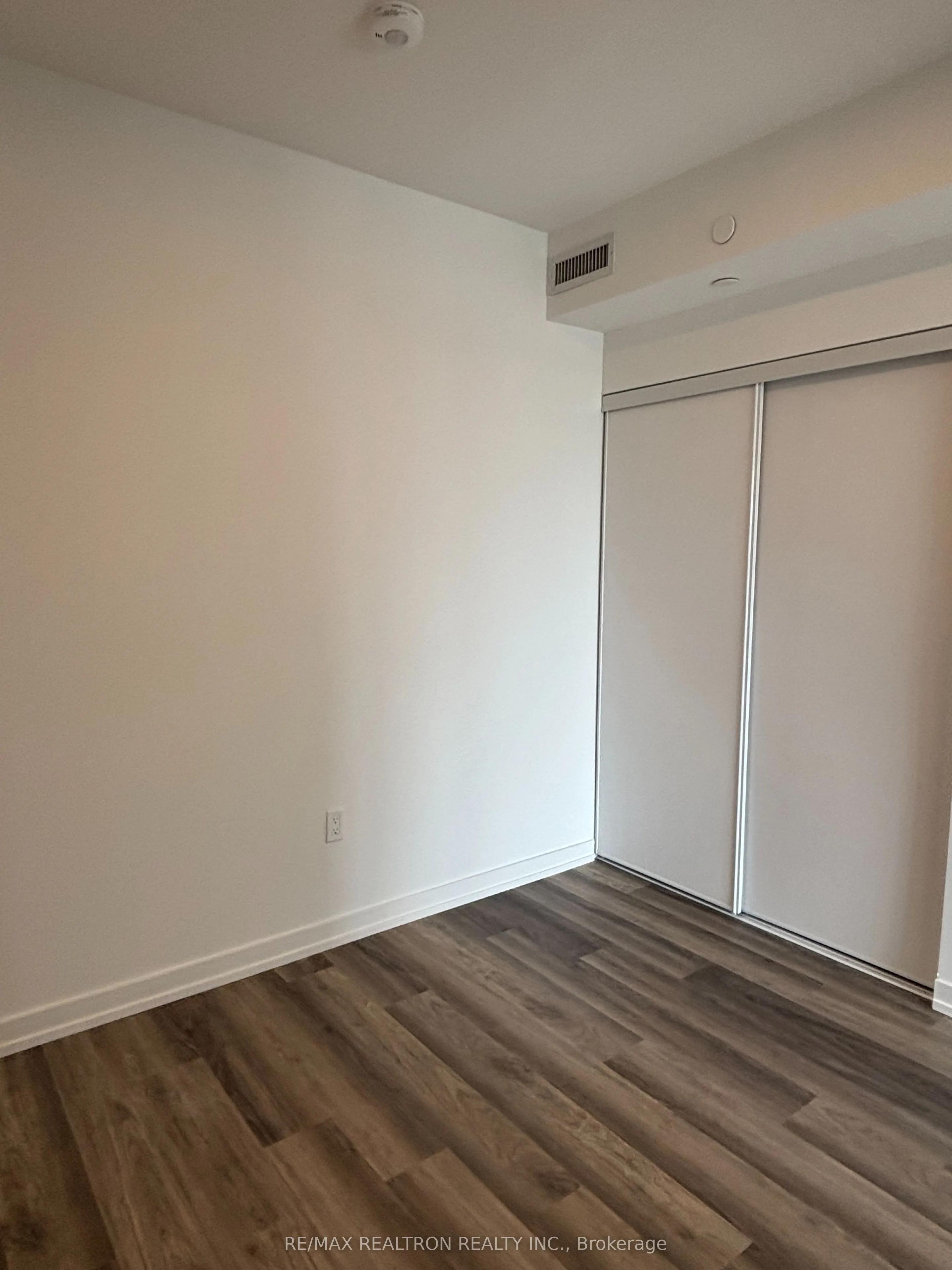 6 Chartwell Road, #206