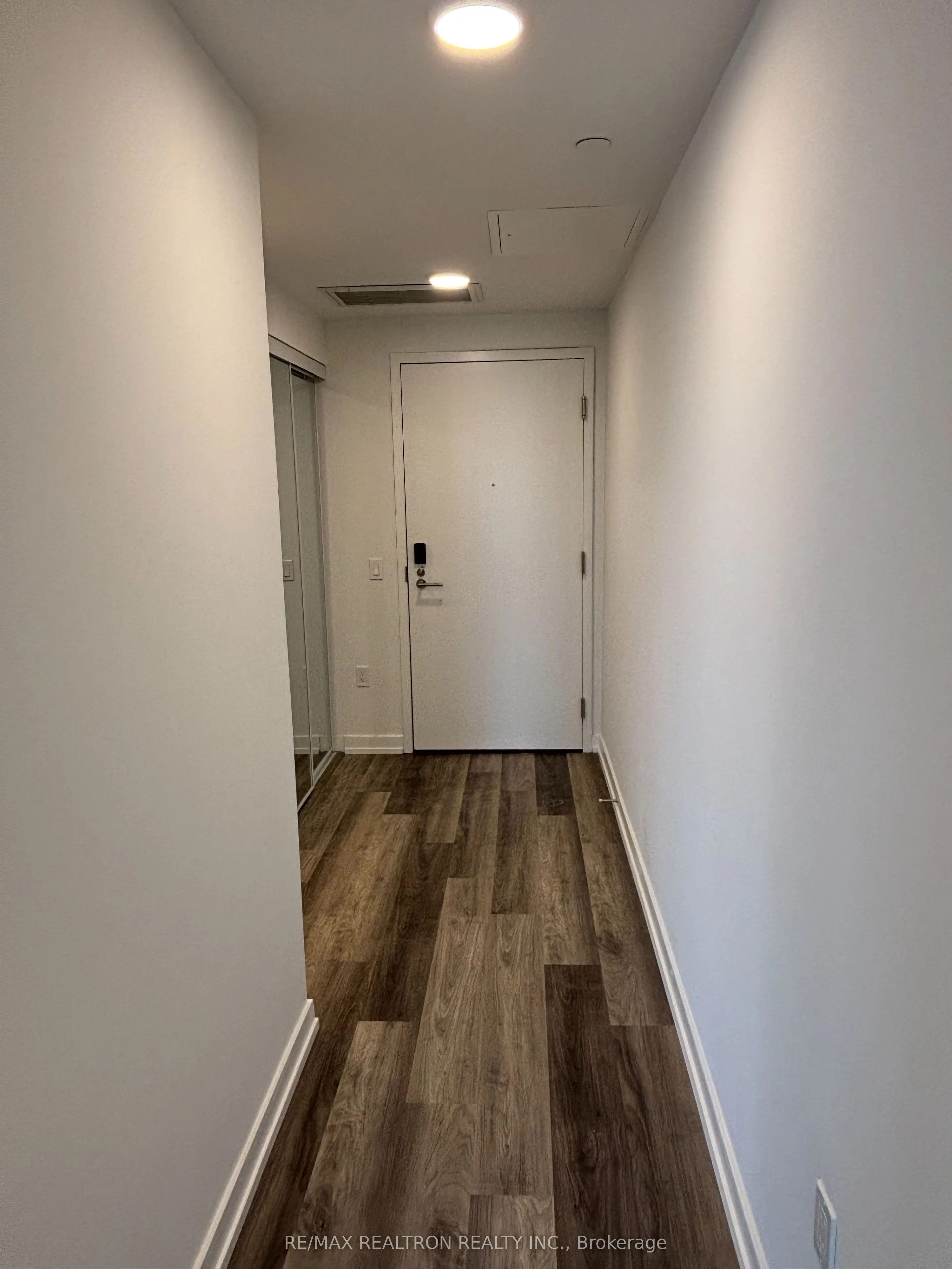 6 Chartwell Road, #206