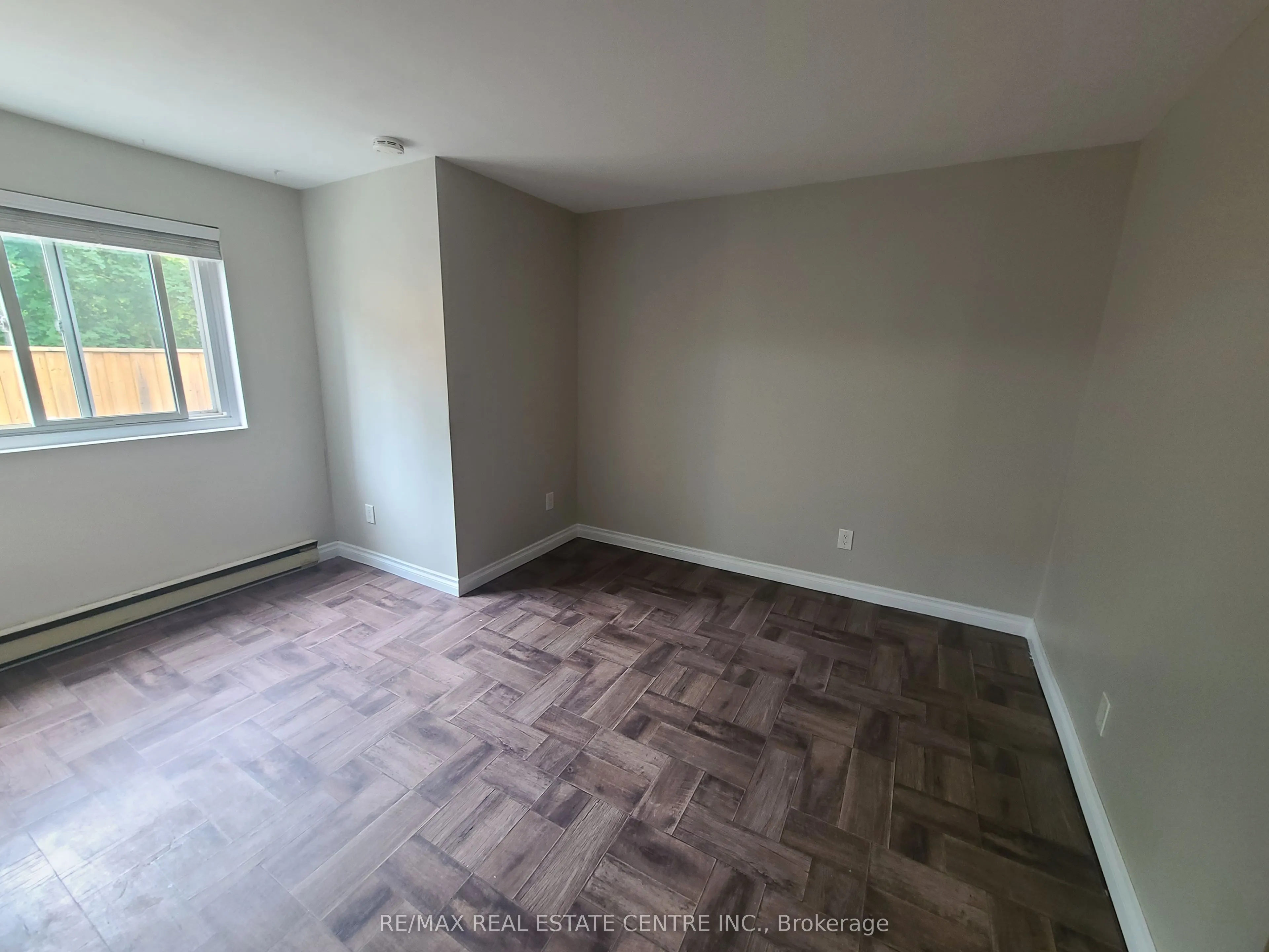 5 Ontario Street, #2