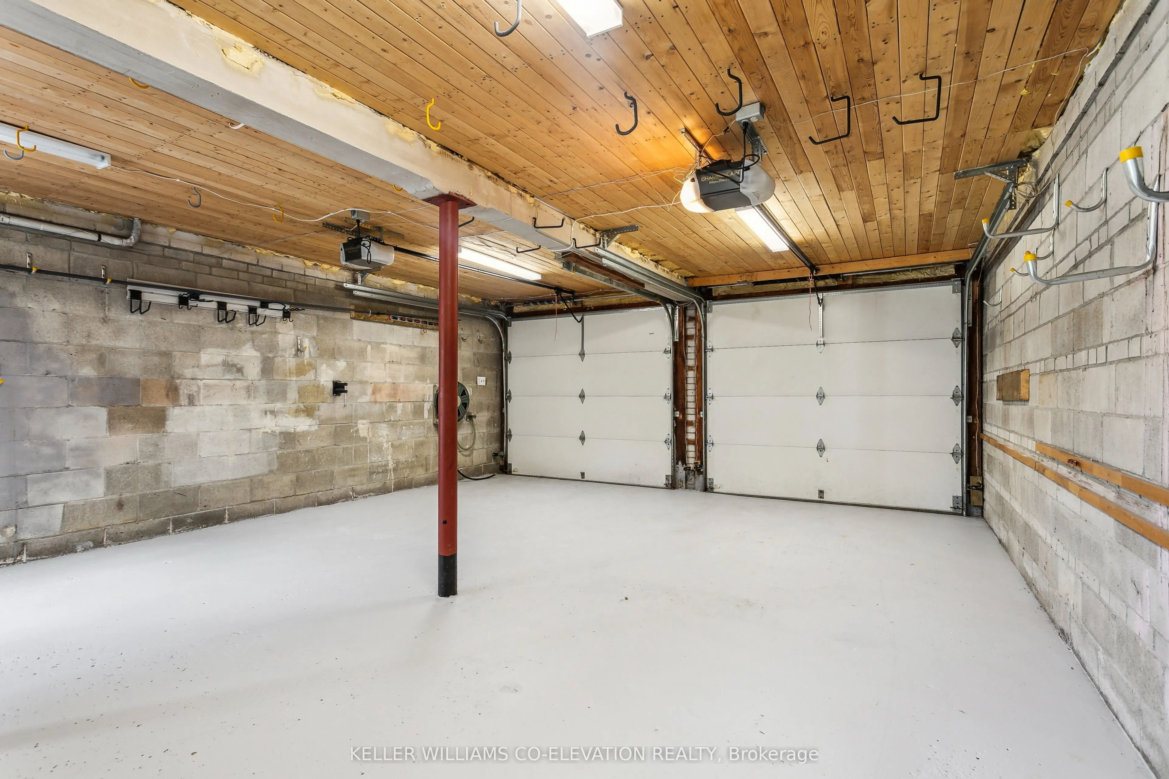 1388 Shadowa Road