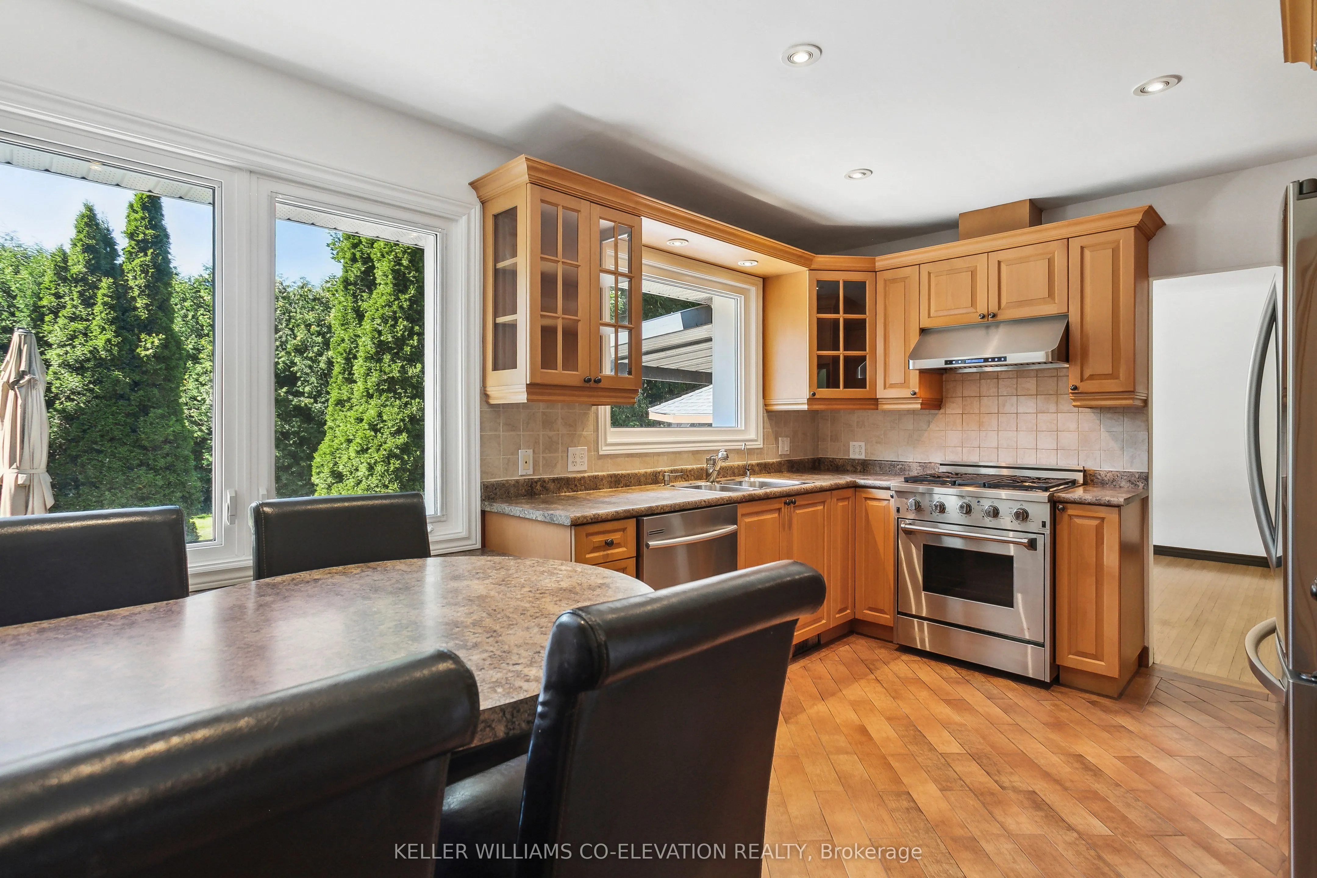 1388 Shadowa Road