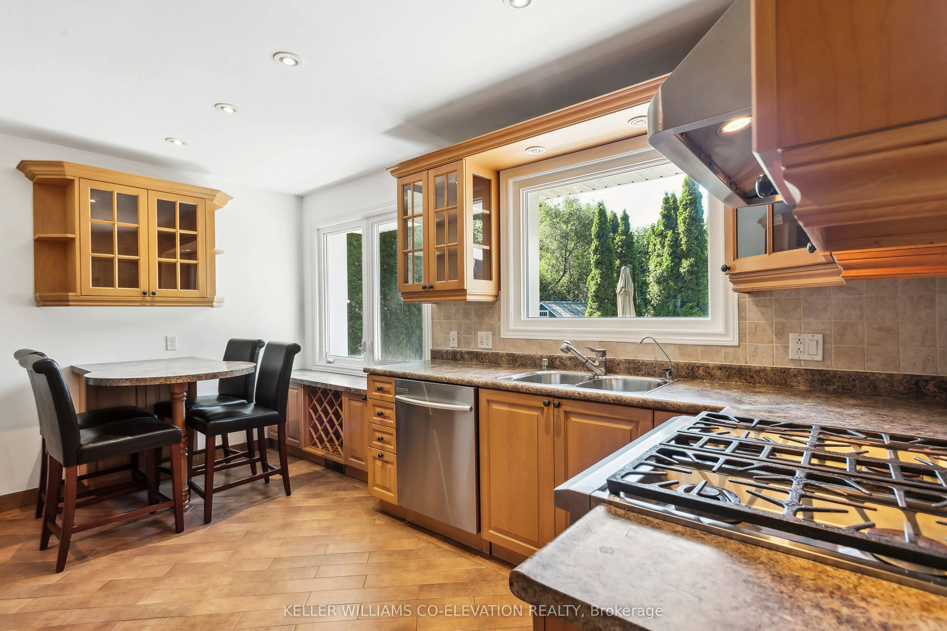 1388 Shadowa Road