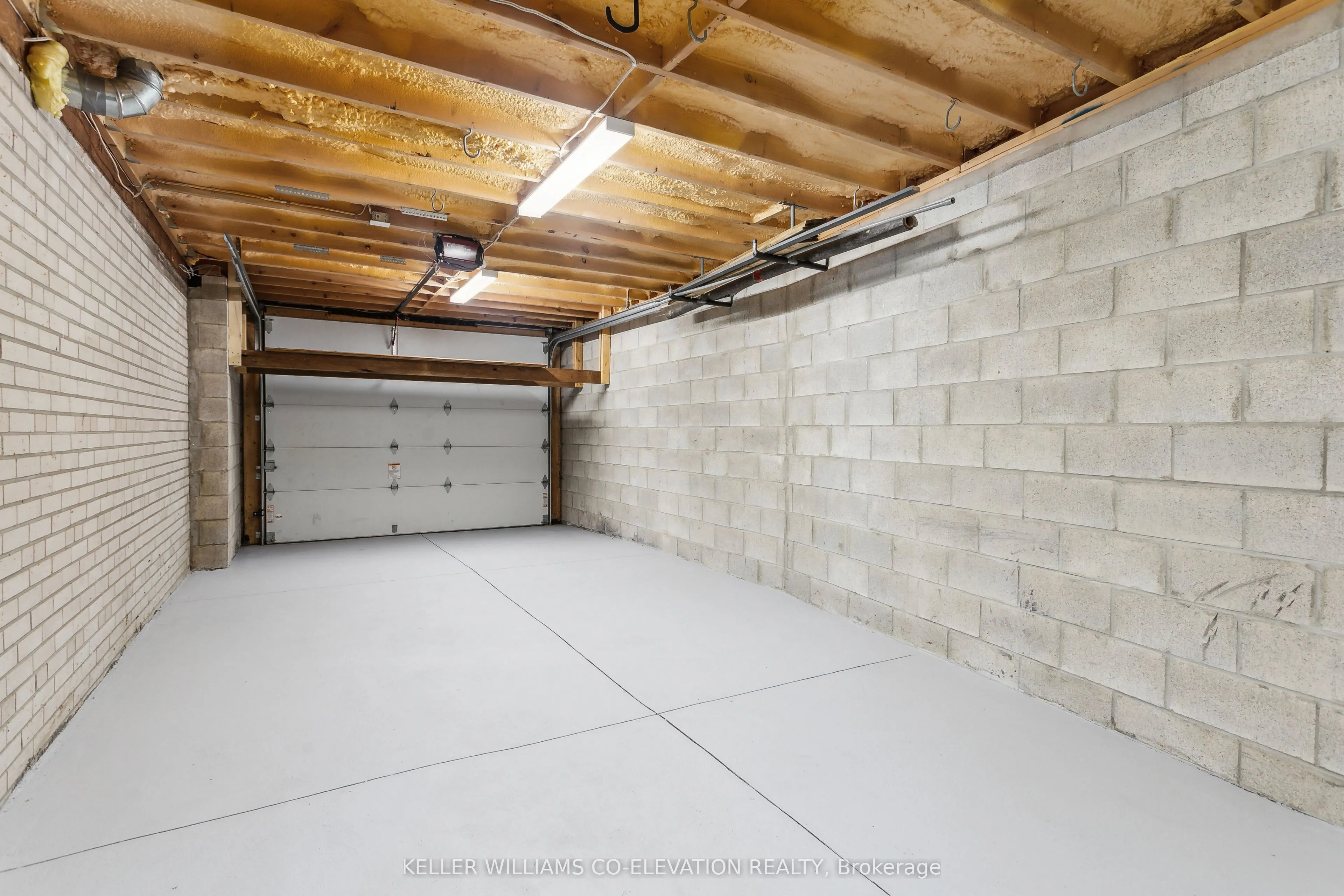 1388 Shadowa Road