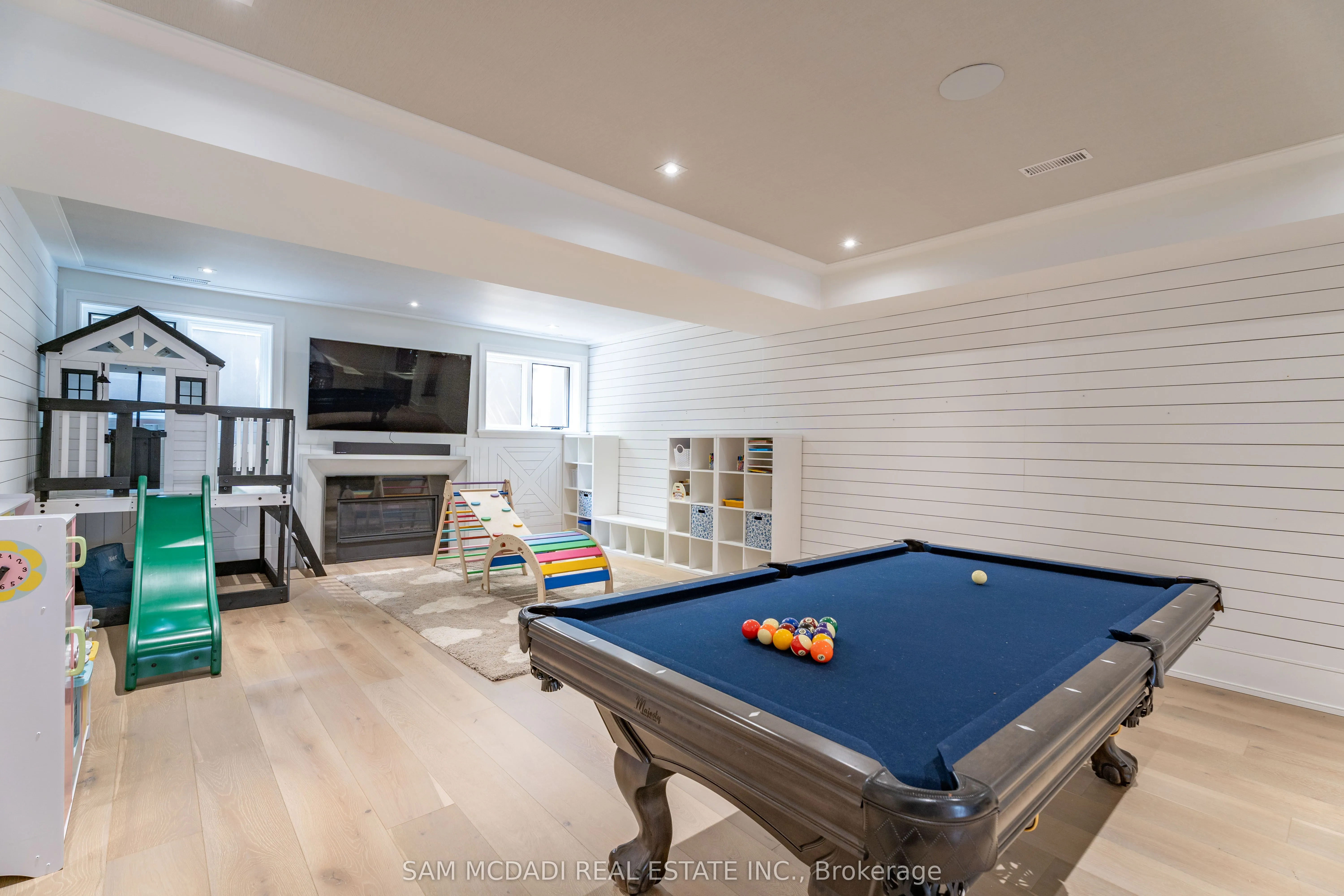 231 Wedgewood Drive