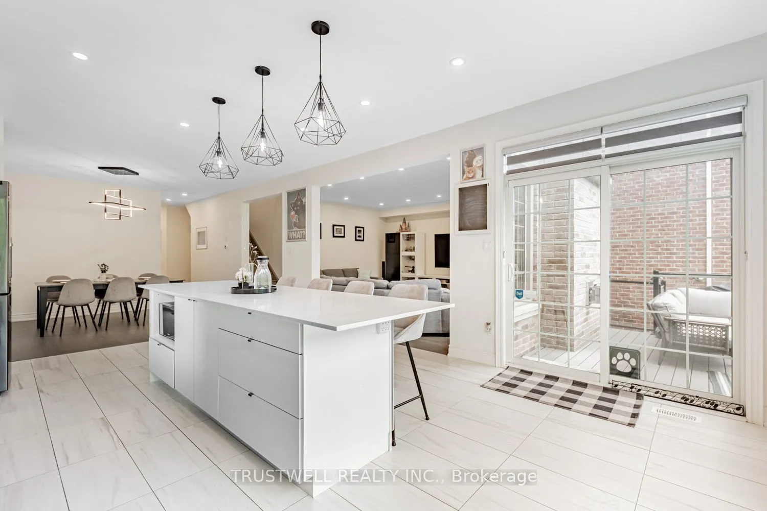12 Vineyard Drive