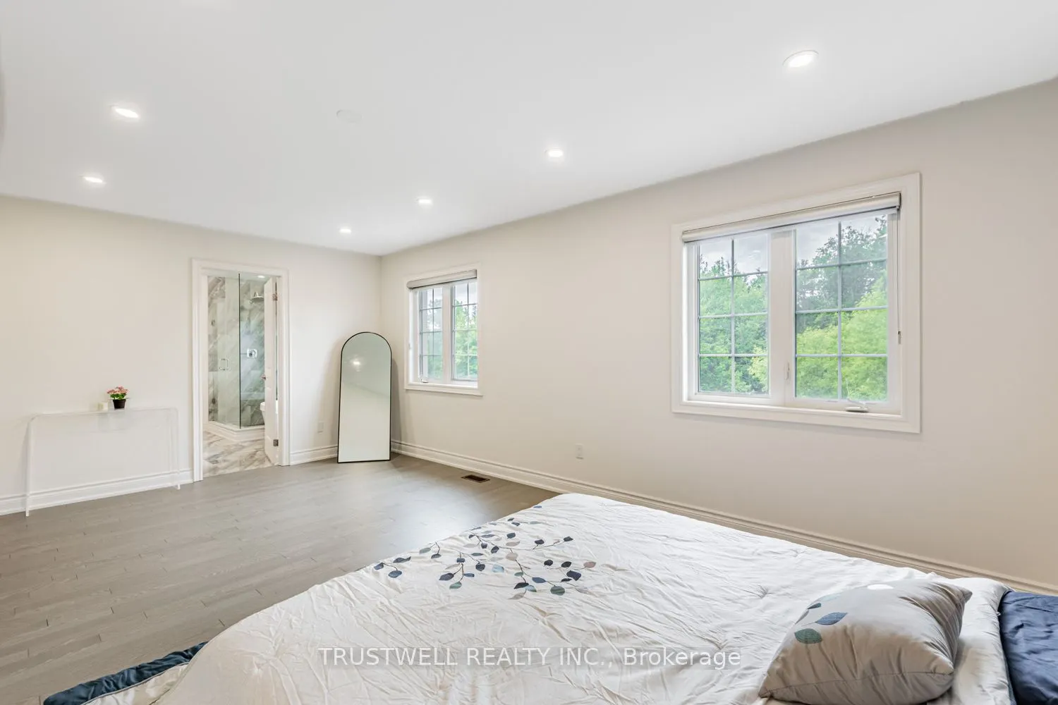 12 Vineyard Drive