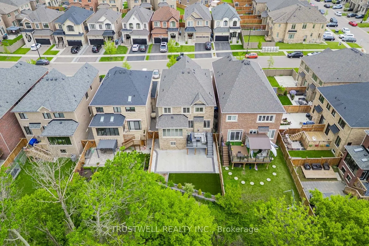12 Vineyard Drive
