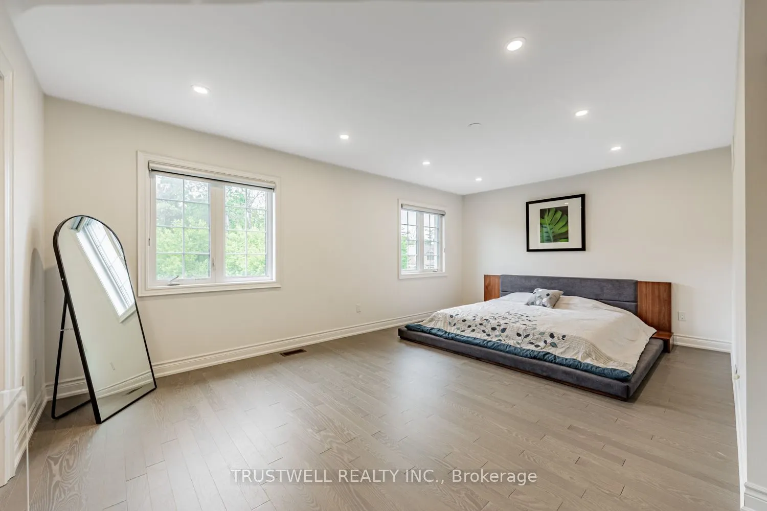 12 Vineyard Drive