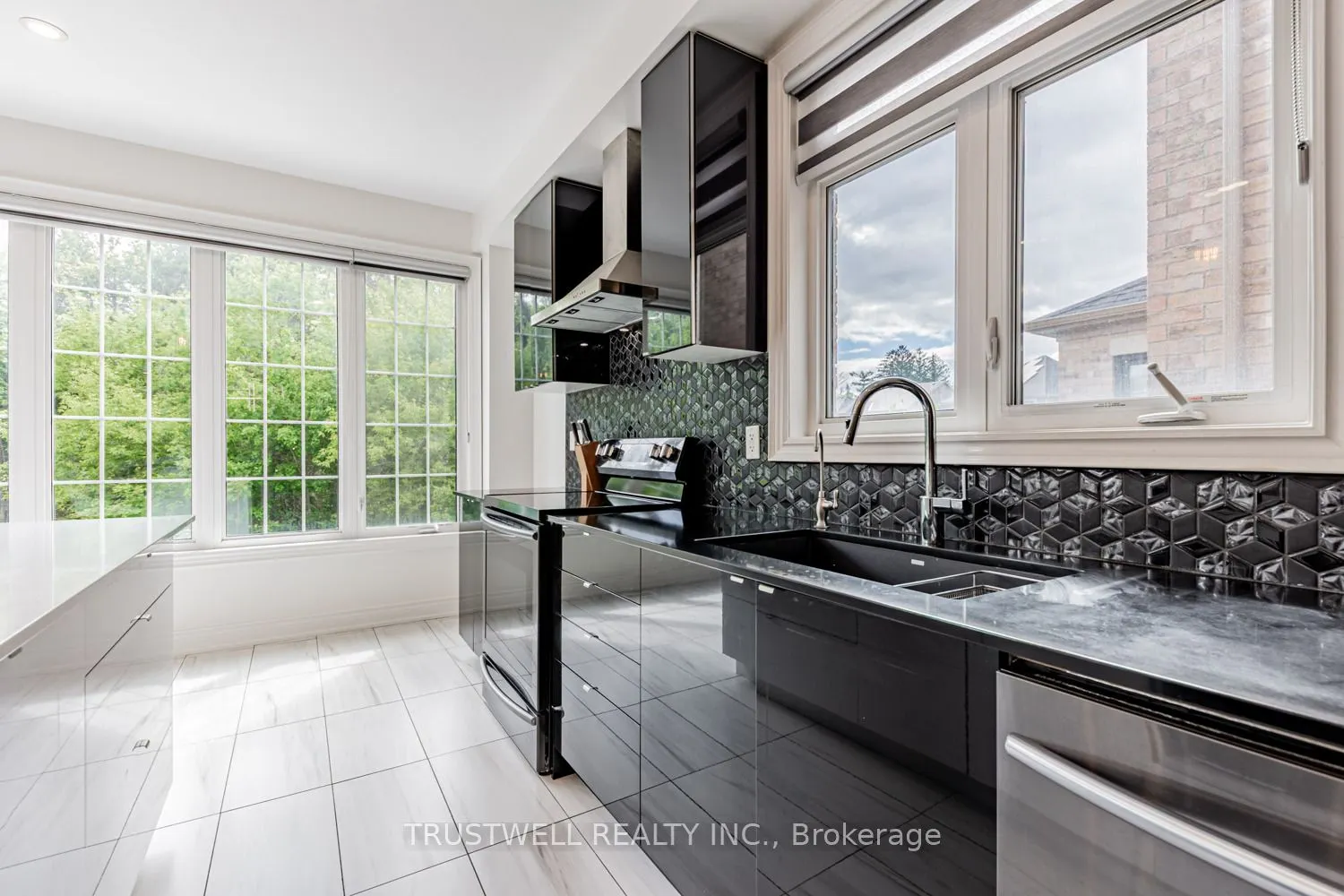 12 Vineyard Drive