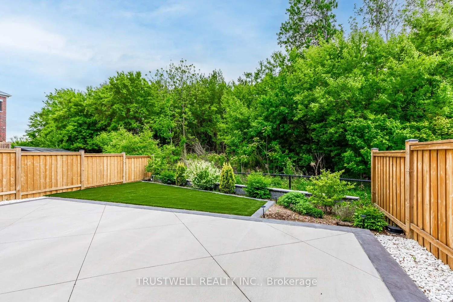 12 Vineyard Drive