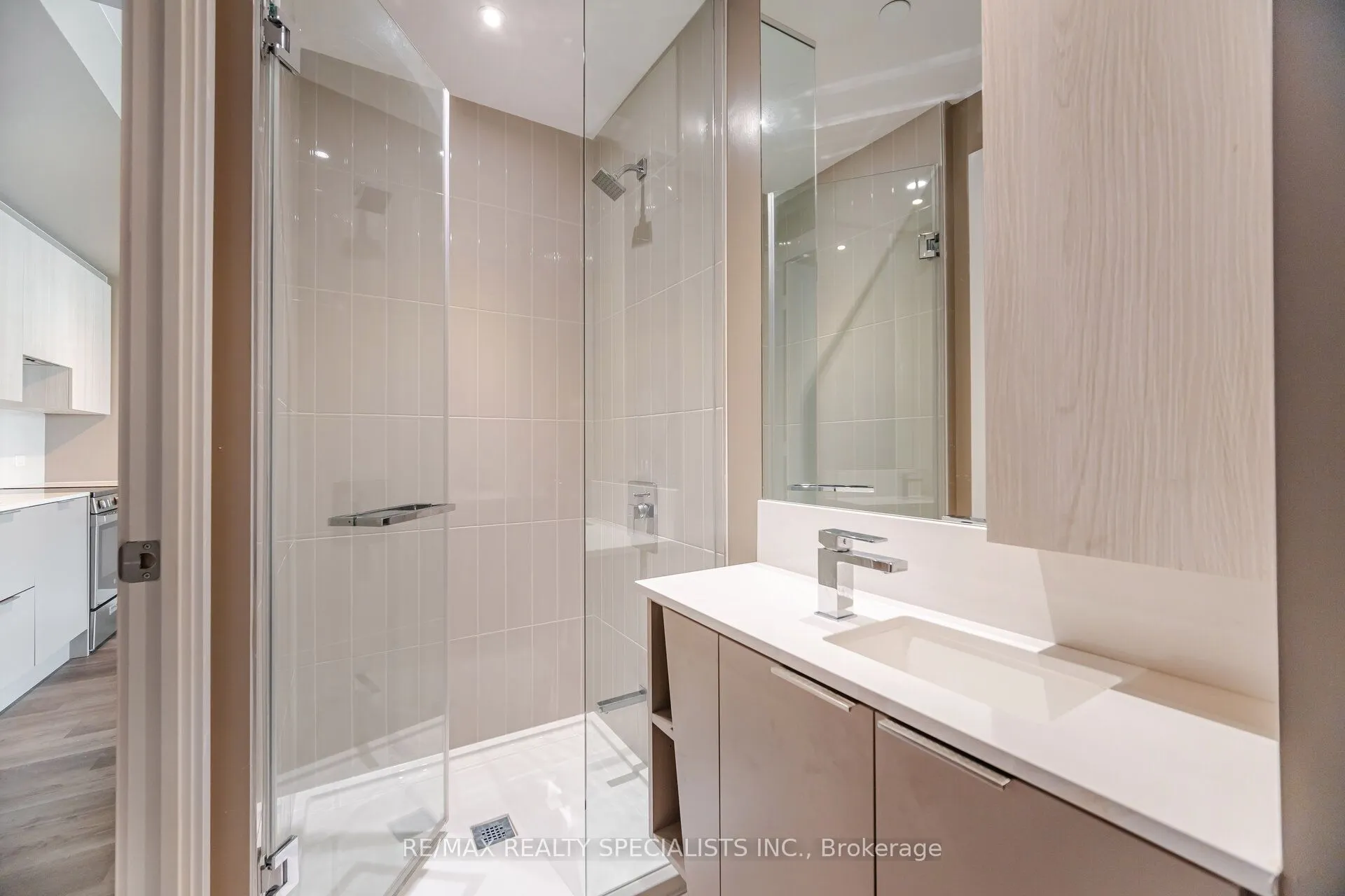 3900 Confederation Parkway, #701
