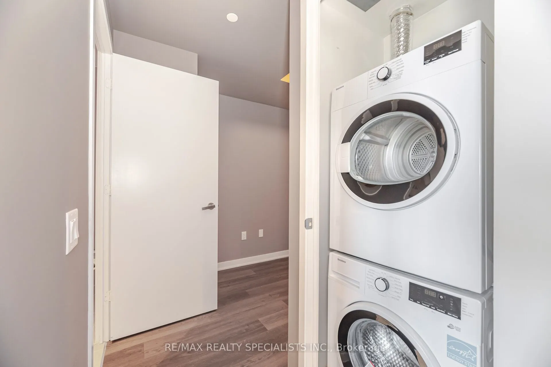 3900 Confederation Parkway, #701