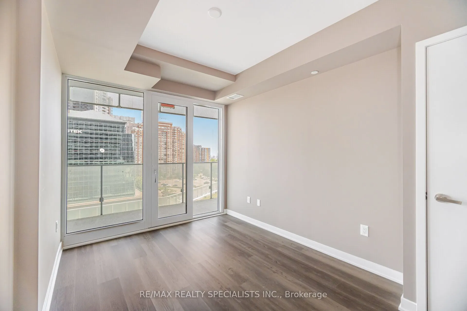 3900 Confederation Parkway, #701