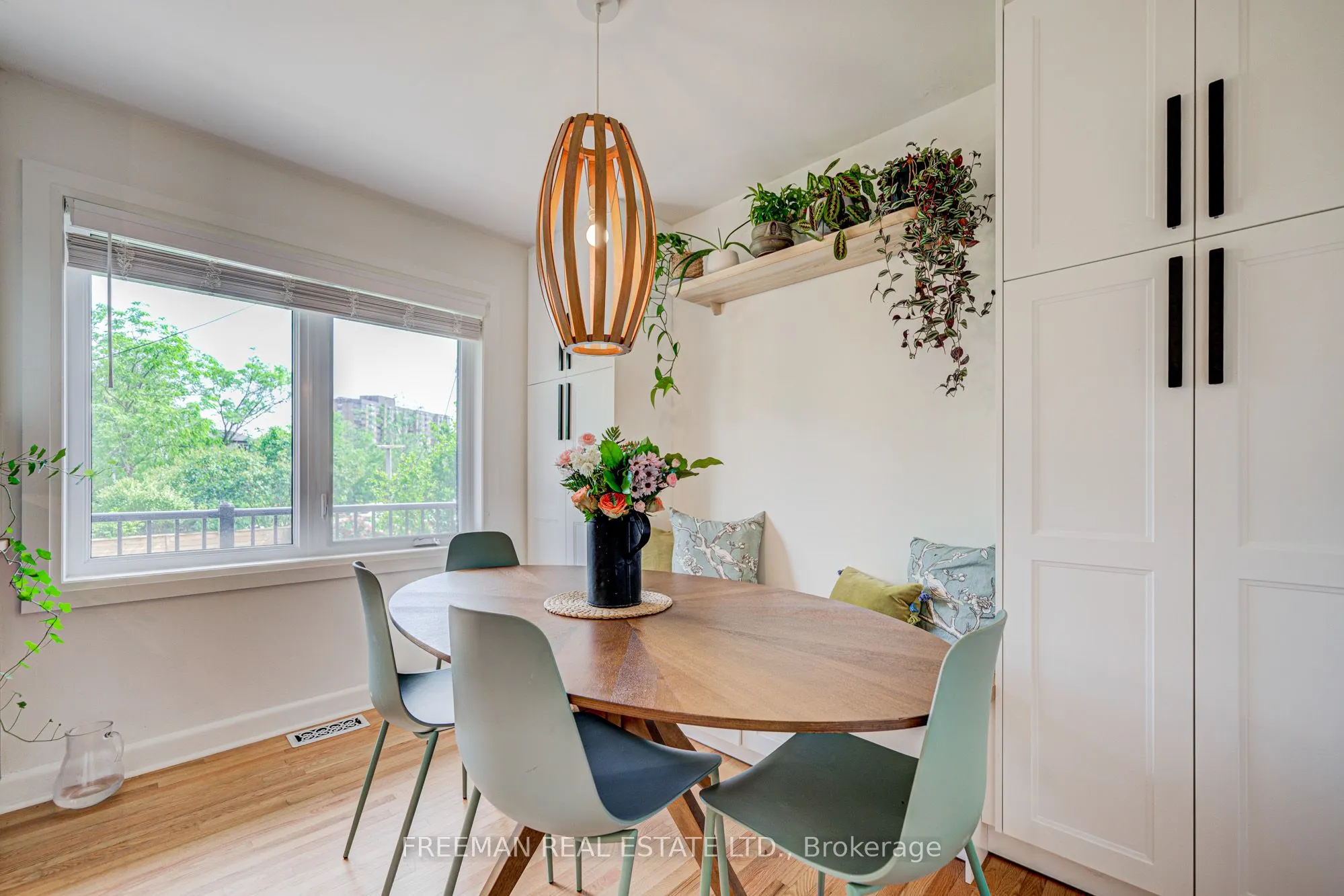 26 Edgeware Drive