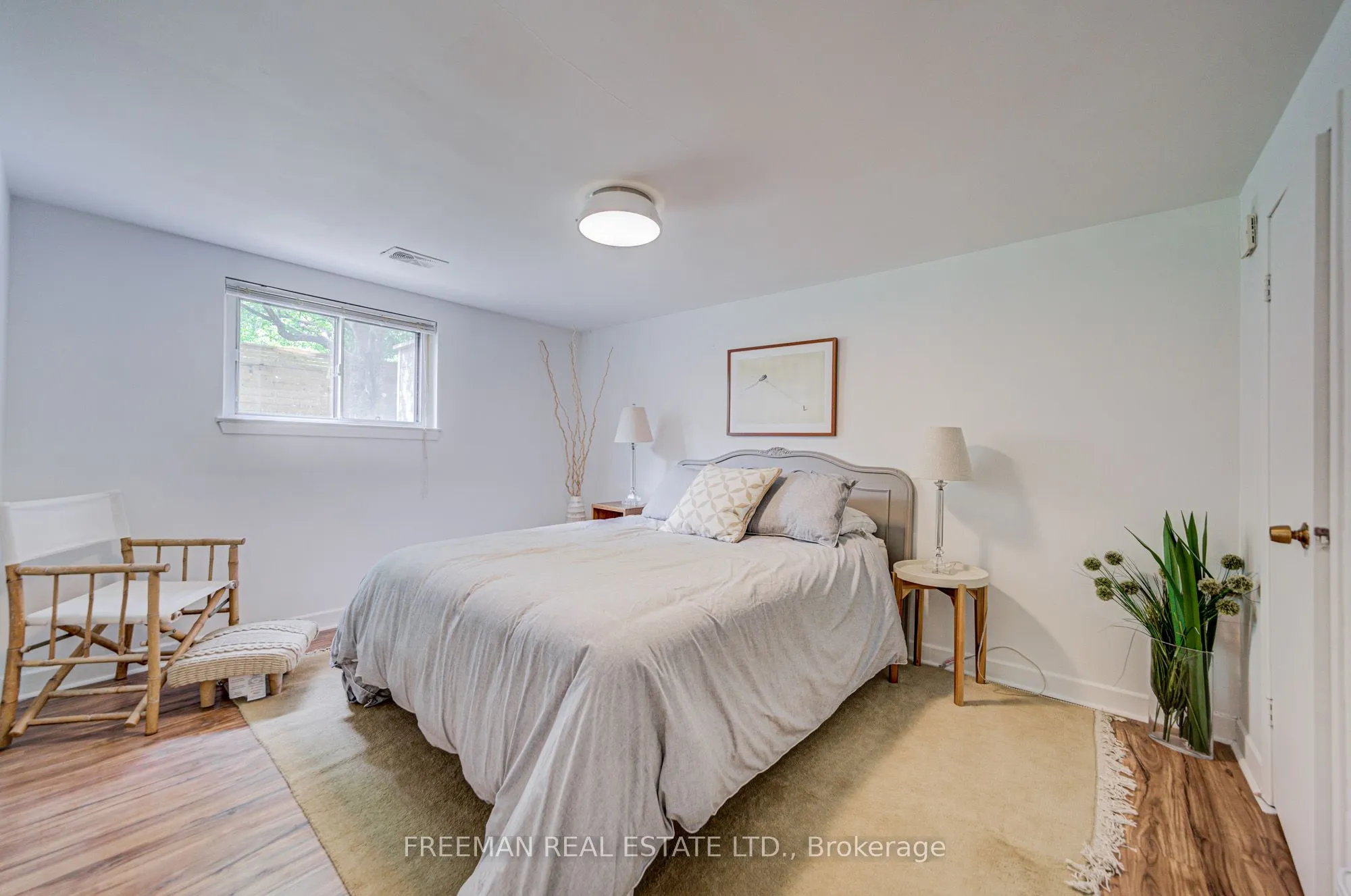 26 Edgeware Drive