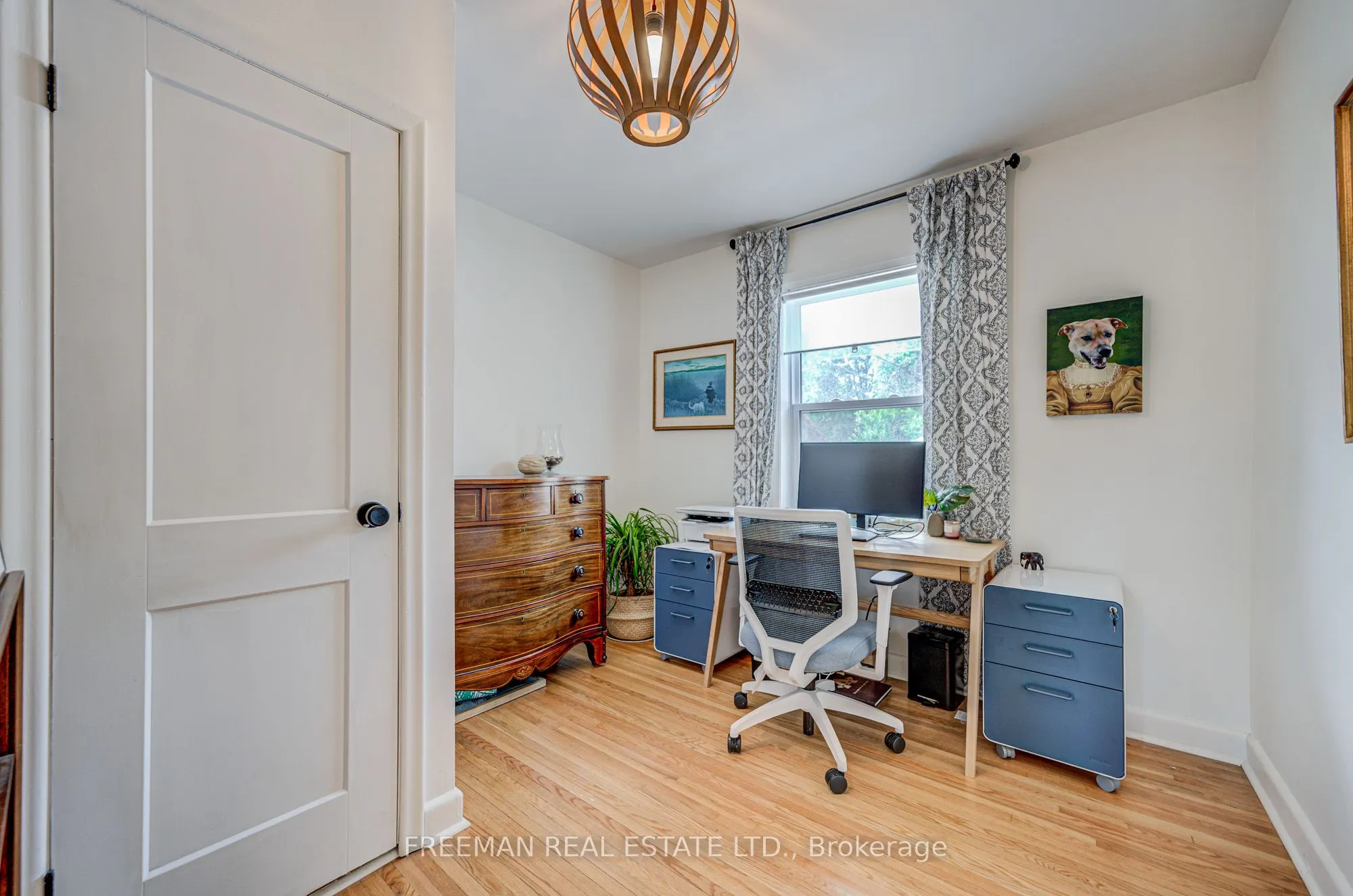 26 Edgeware Drive