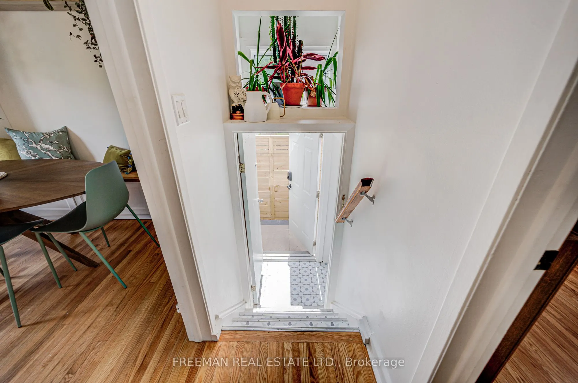 26 Edgeware Drive