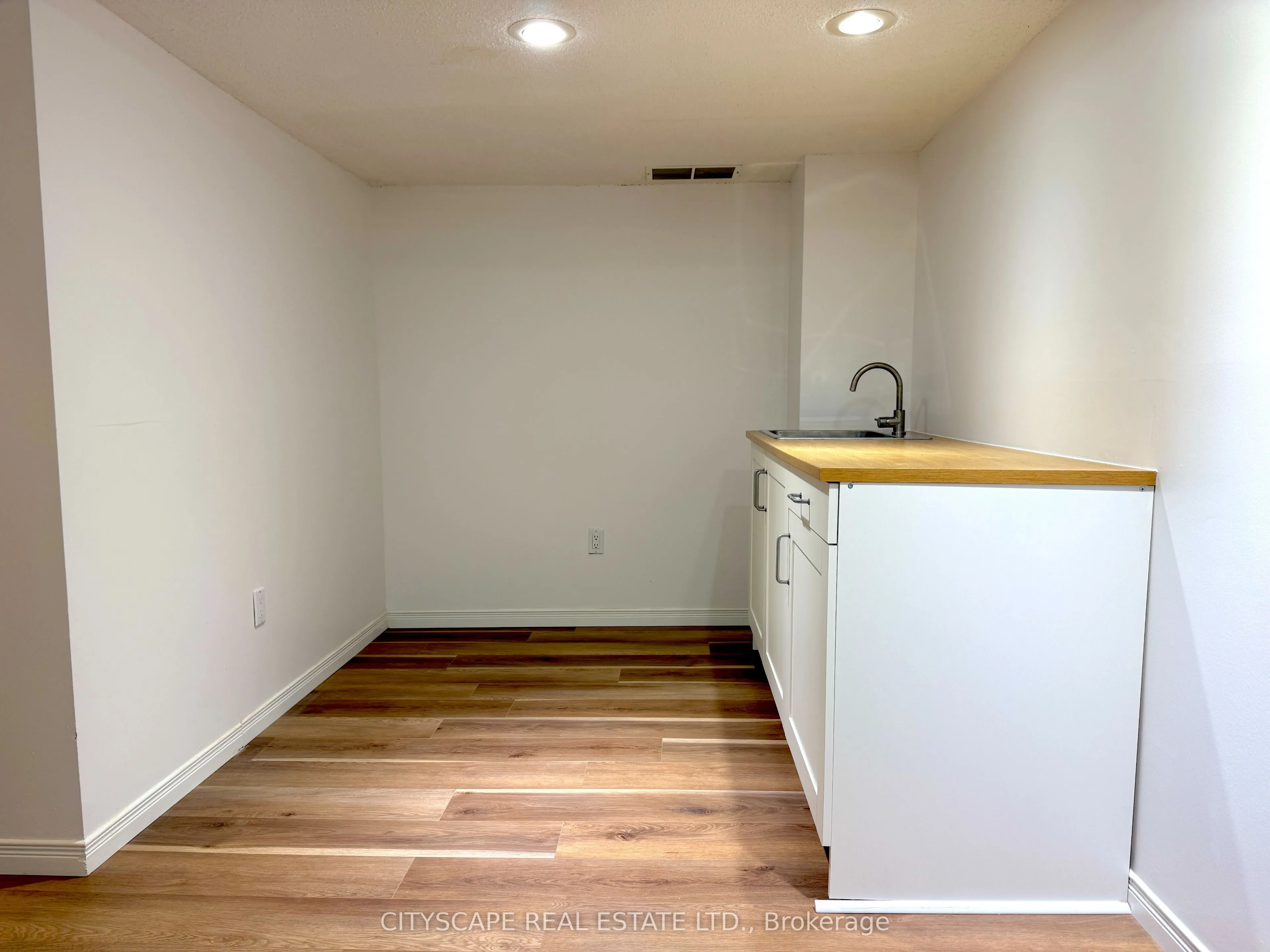 1484 Torrington Drive, #60