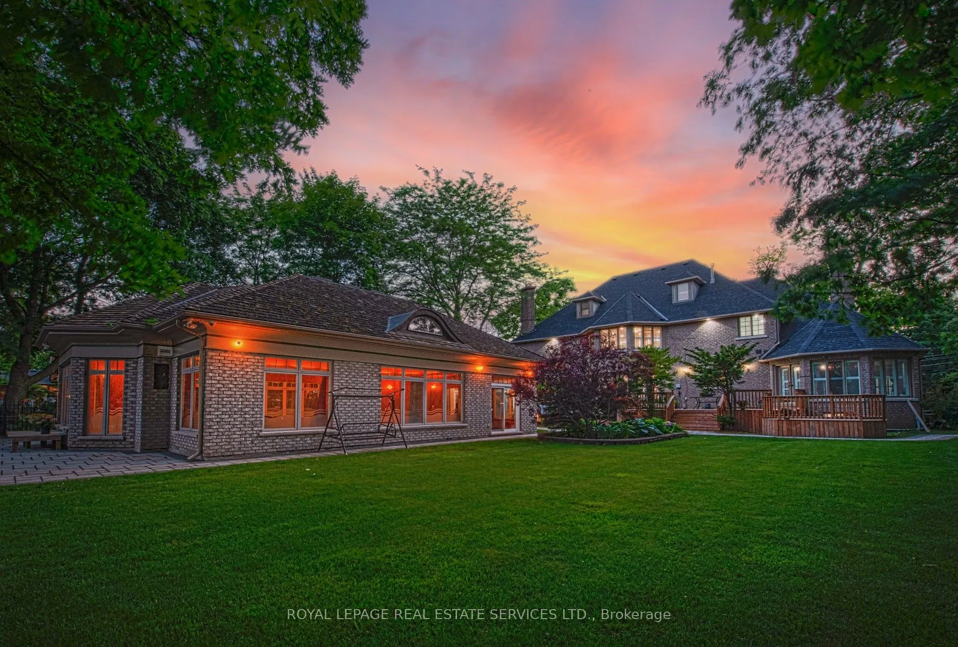 2416 Mississauga Road