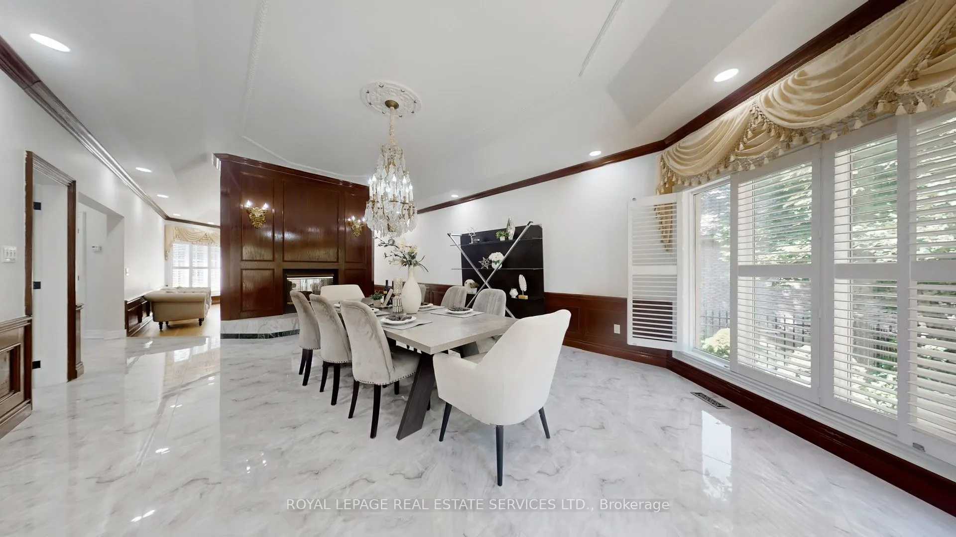 2416 Mississauga Road
