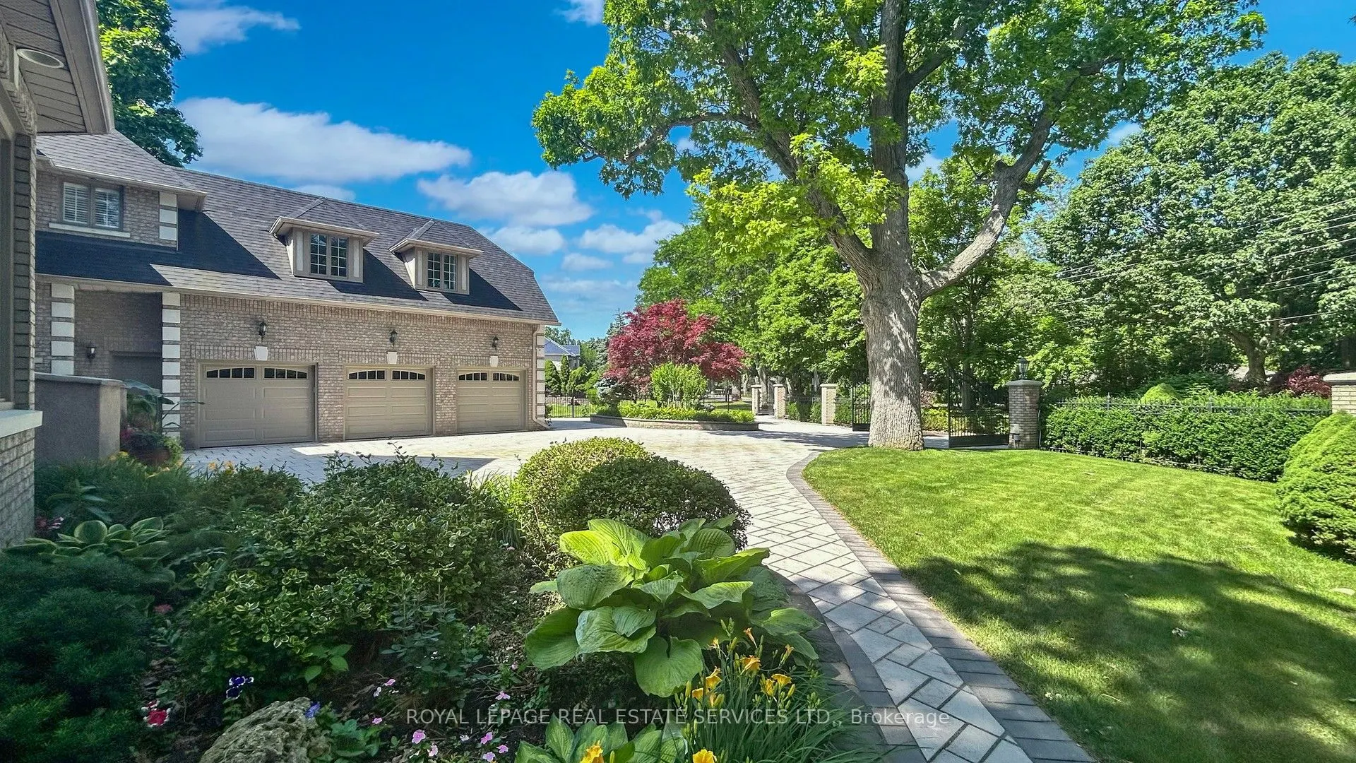 2416 Mississauga Road