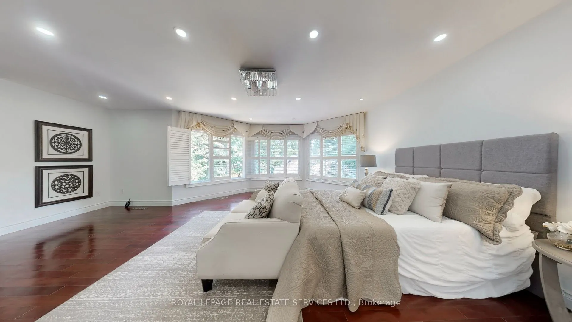 2416 Mississauga Road