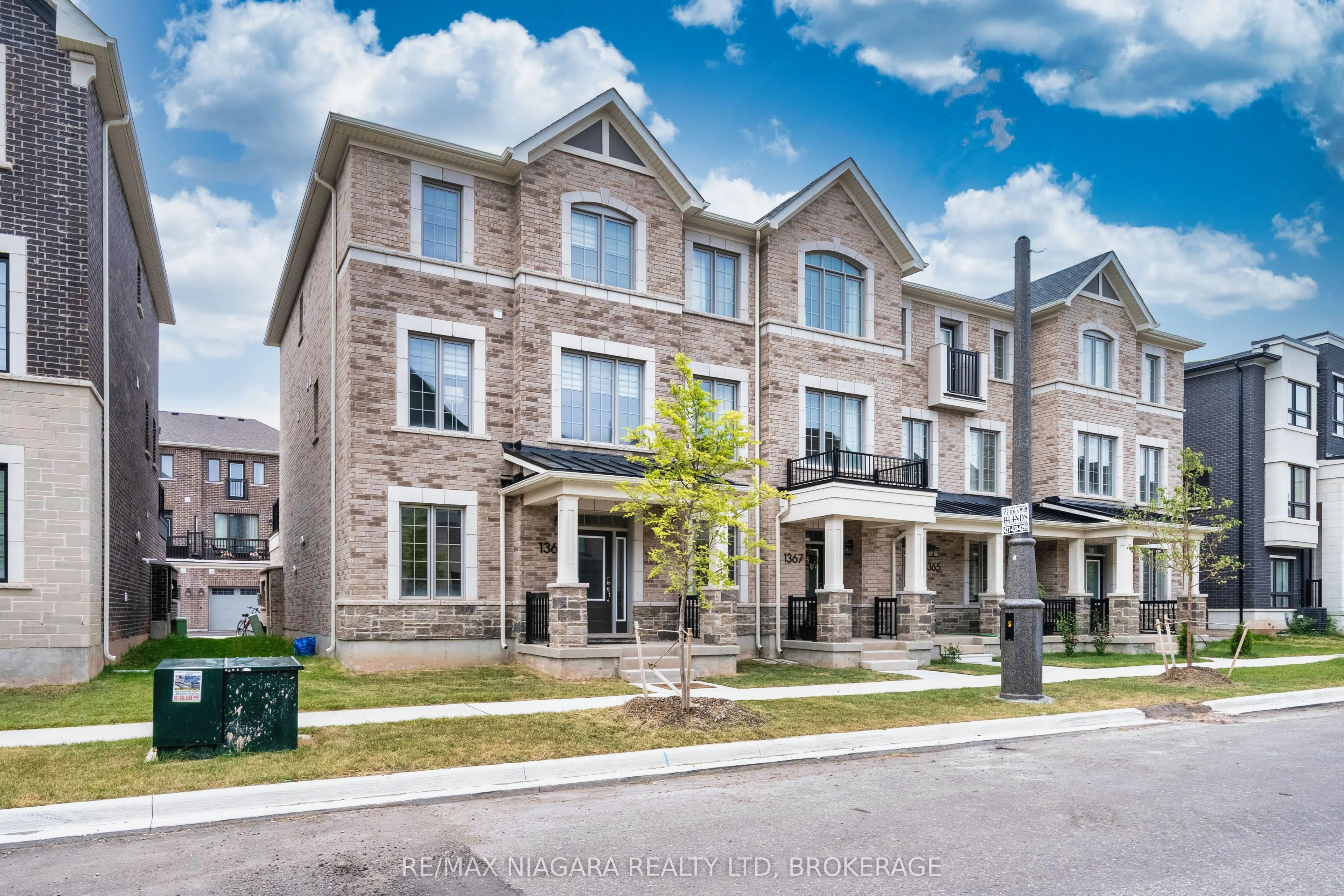 1369 Kobzar Drive