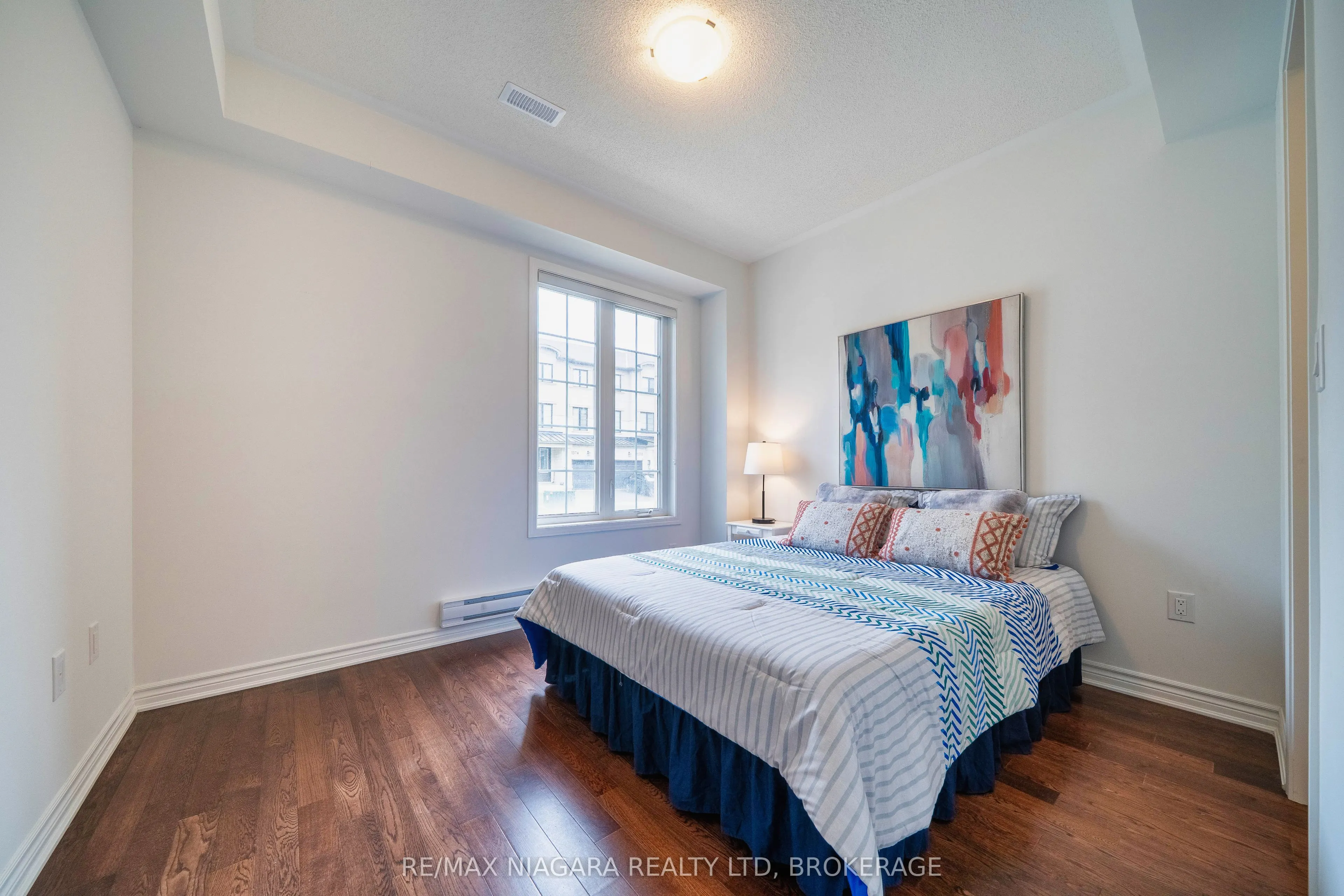 1369 Kobzar Drive